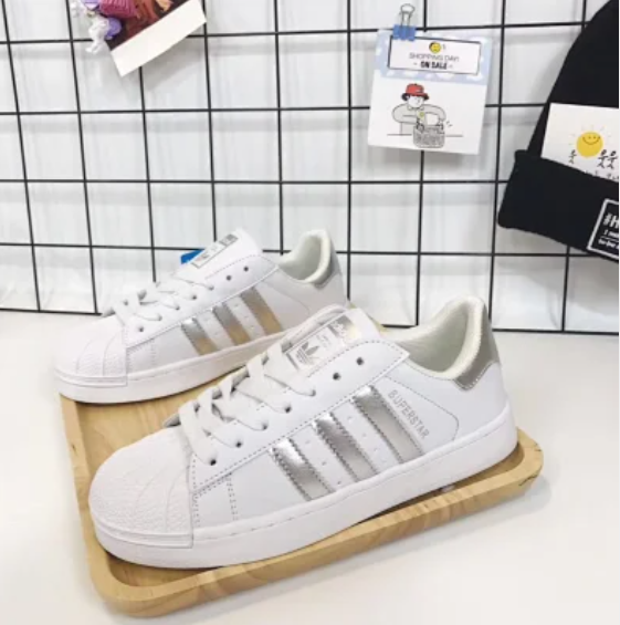 superstar silver white.png