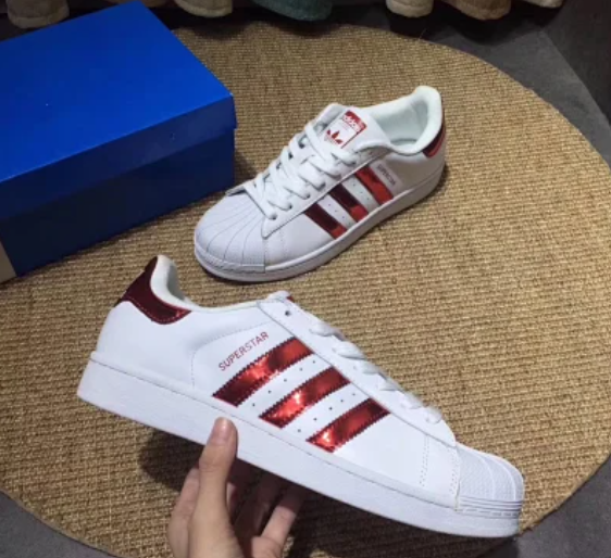 superstar white red.png