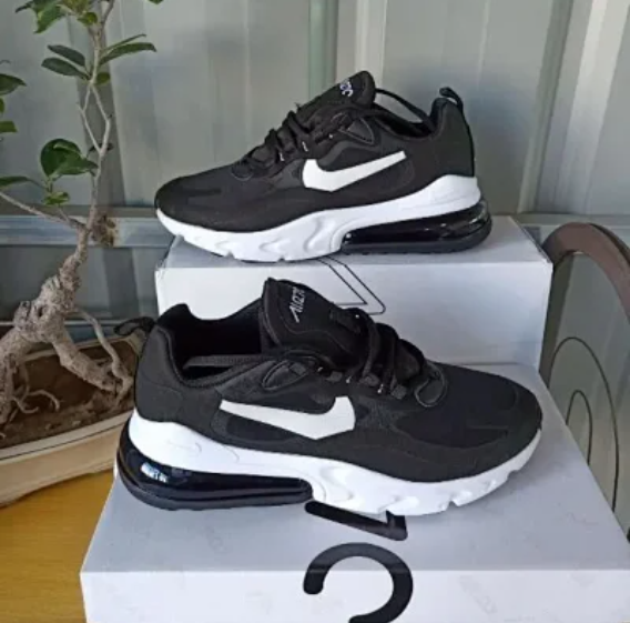 2702 black white.png