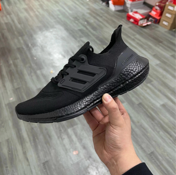 7.0 triple black.png