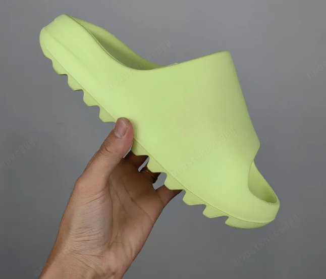 yzy slide glow green.png