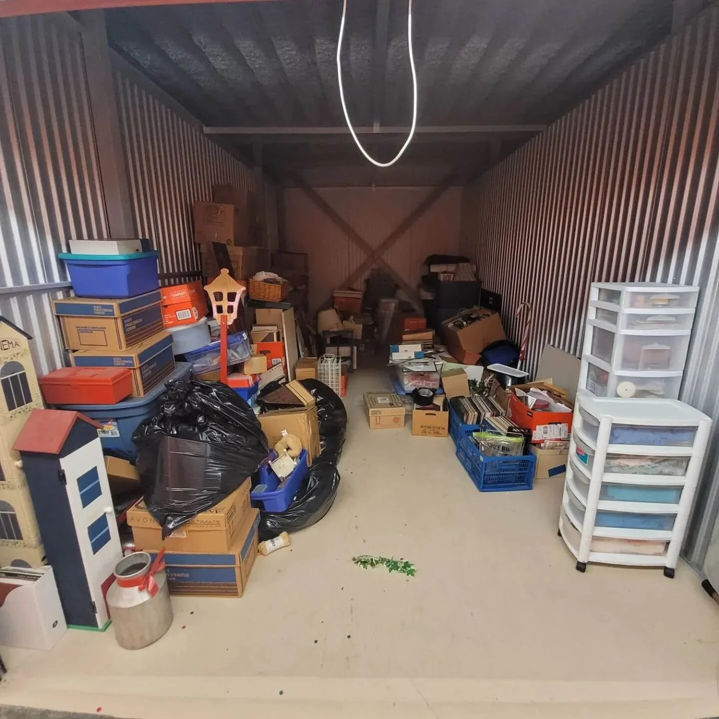 Storage-Unit-Clean-Outs.jpg