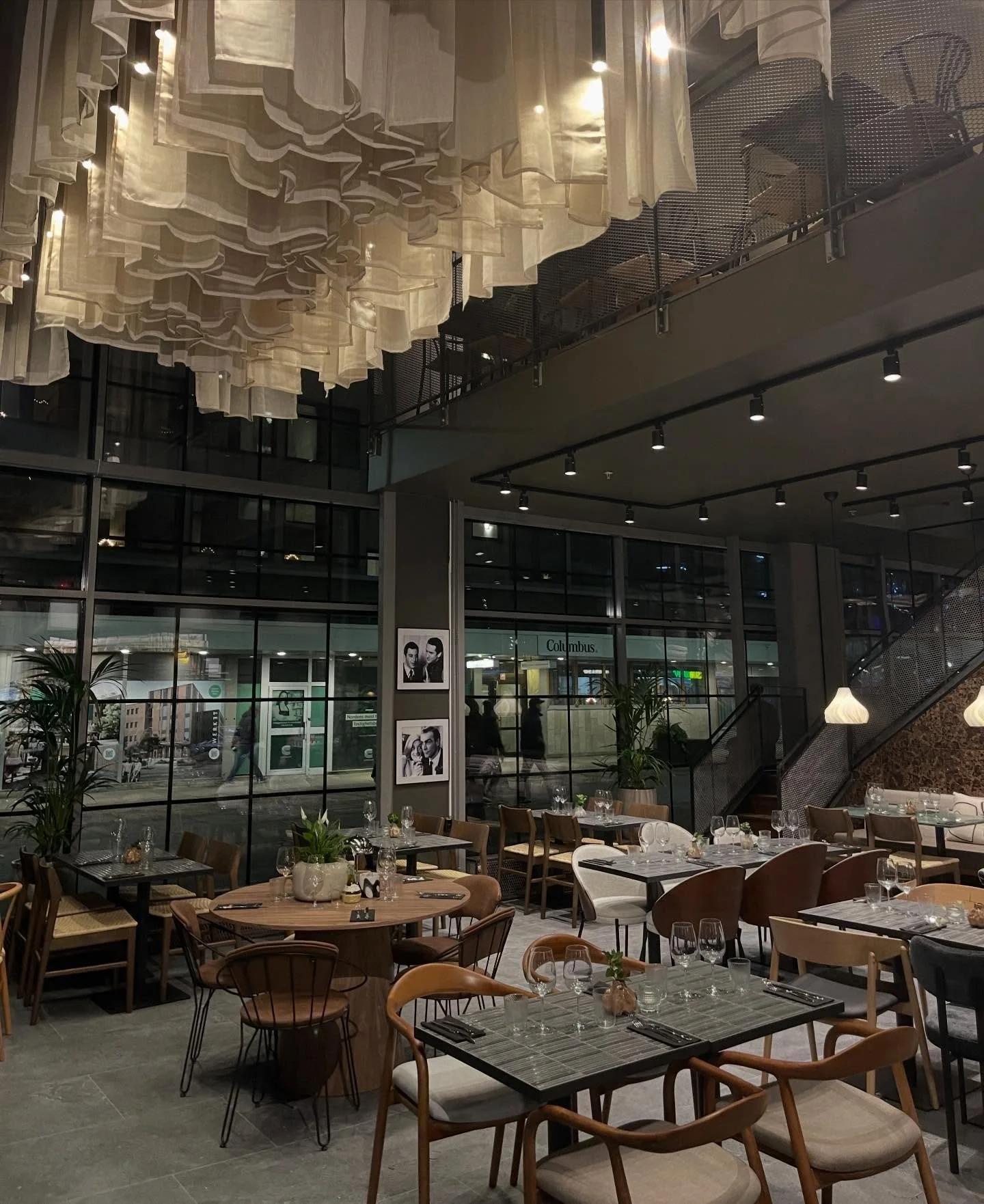 I helgen &ouml;ppnar vi d&ouml;rrarna till en ny italiensk smakupplevelse &ndash; d&auml;r napolitansk pizza, kr&auml;mig pasta och utvalda viner st&aring;r i centrum.

Doften av nybakt, k&auml;nslan av Italien och smaker du sent kommer gl&ouml;mma ?