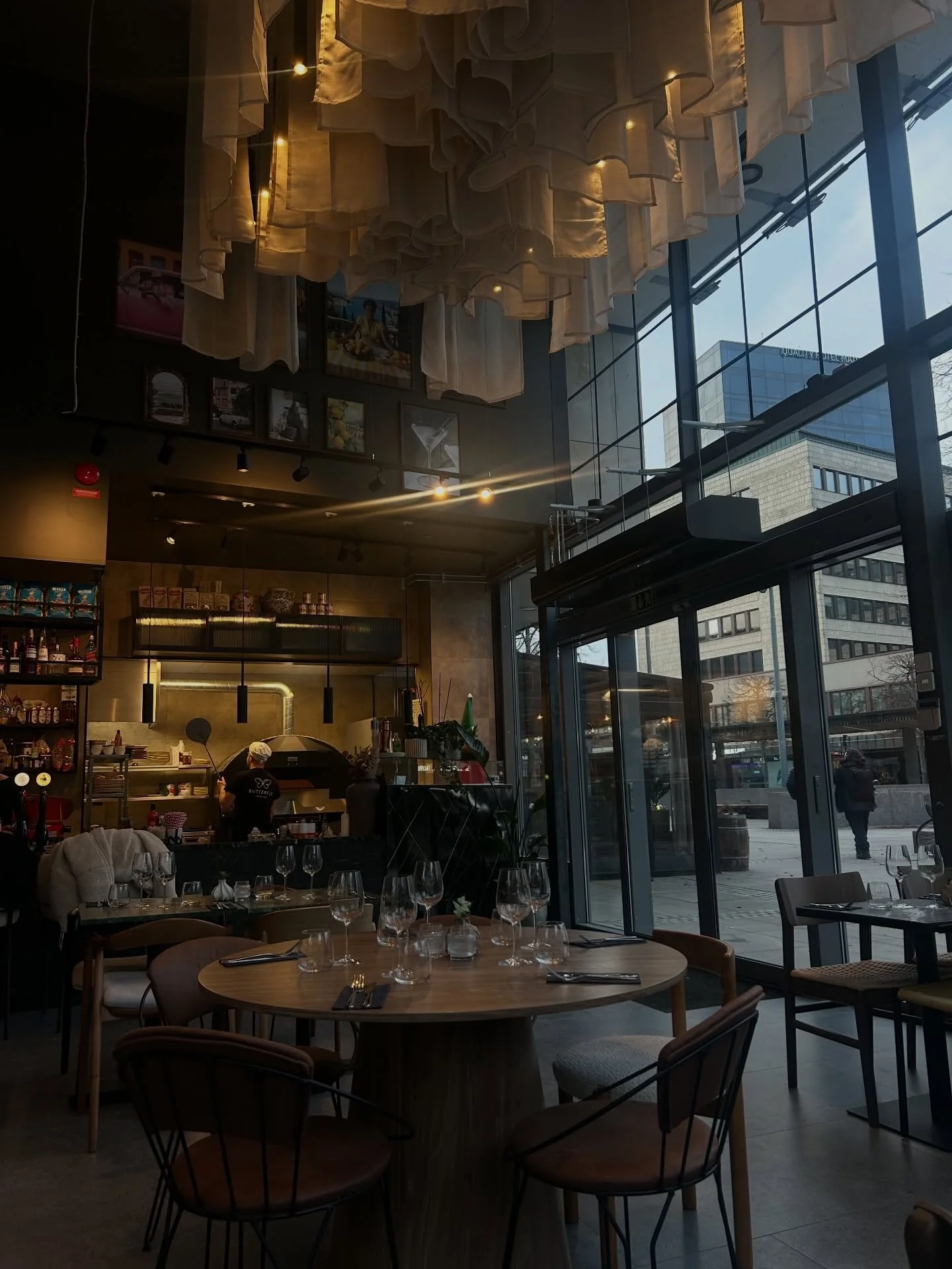 V&auml;lkomna in i veckan! Boka bord via l&auml;nken i bion🤍🍝

#butterflyjonkoping