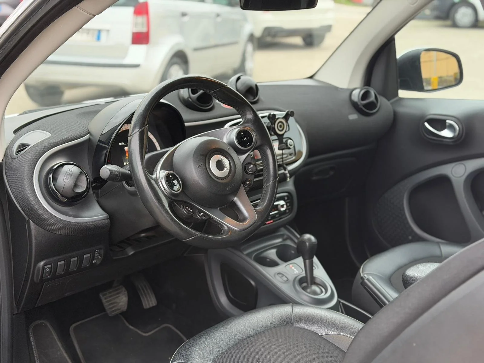 PHOTO-2026-01-23-00-39-36 3.jpg