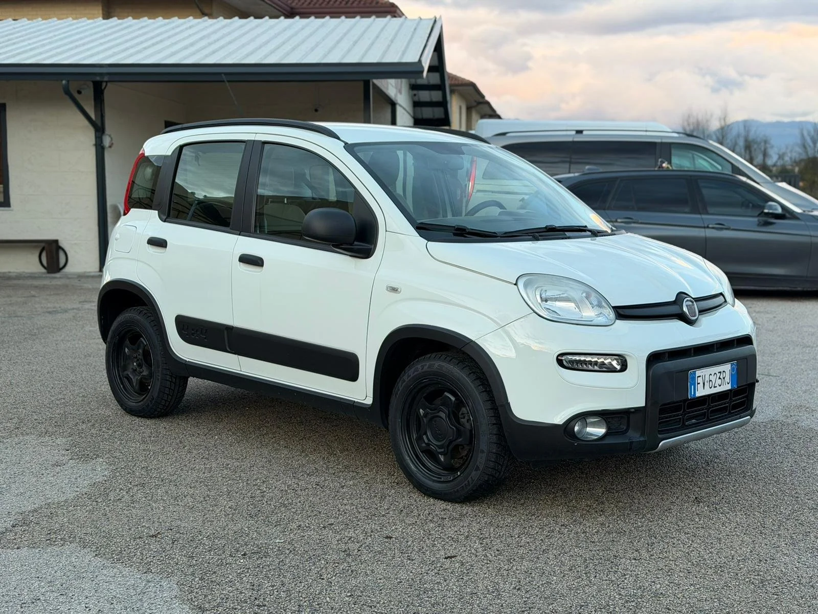 PHOTO-2025-11-28-18-36-58 7.jpg