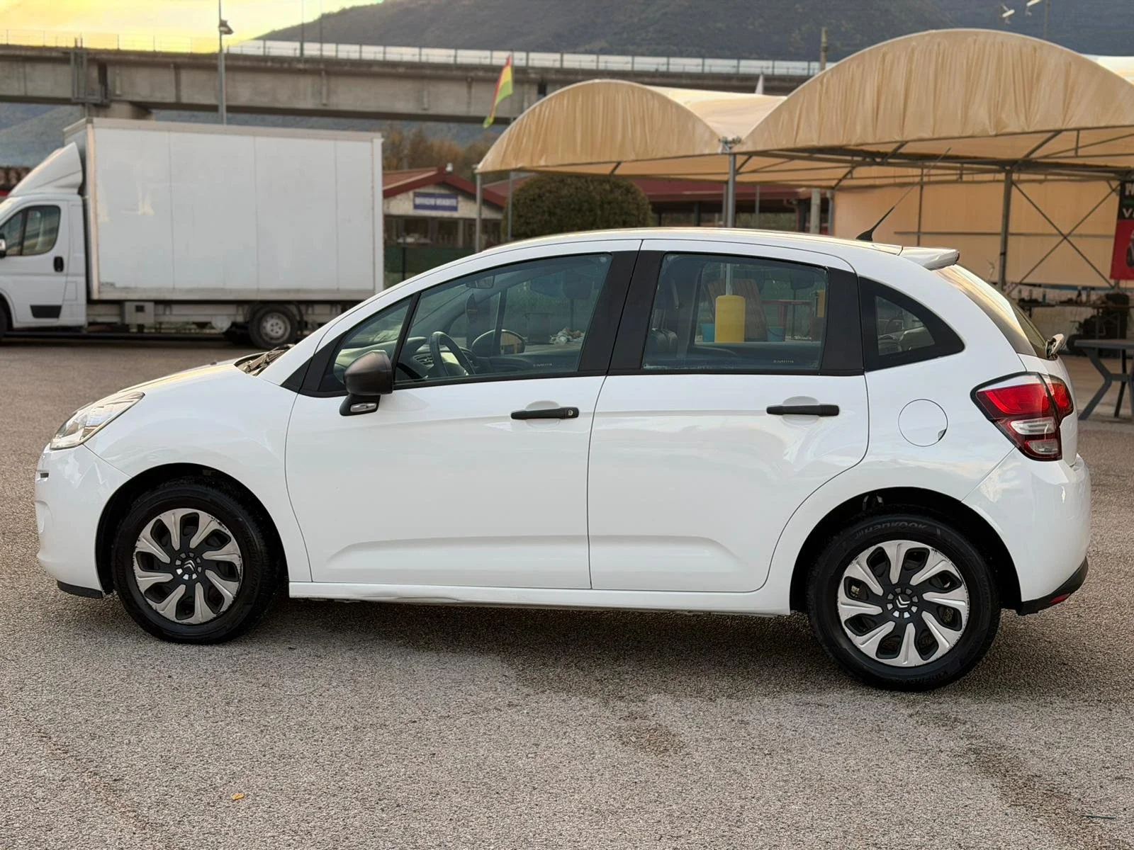 PHOTO-2025-11-28-18-36-57 7.jpg