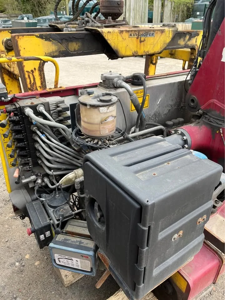 2013 Hiab crane 6.jpg