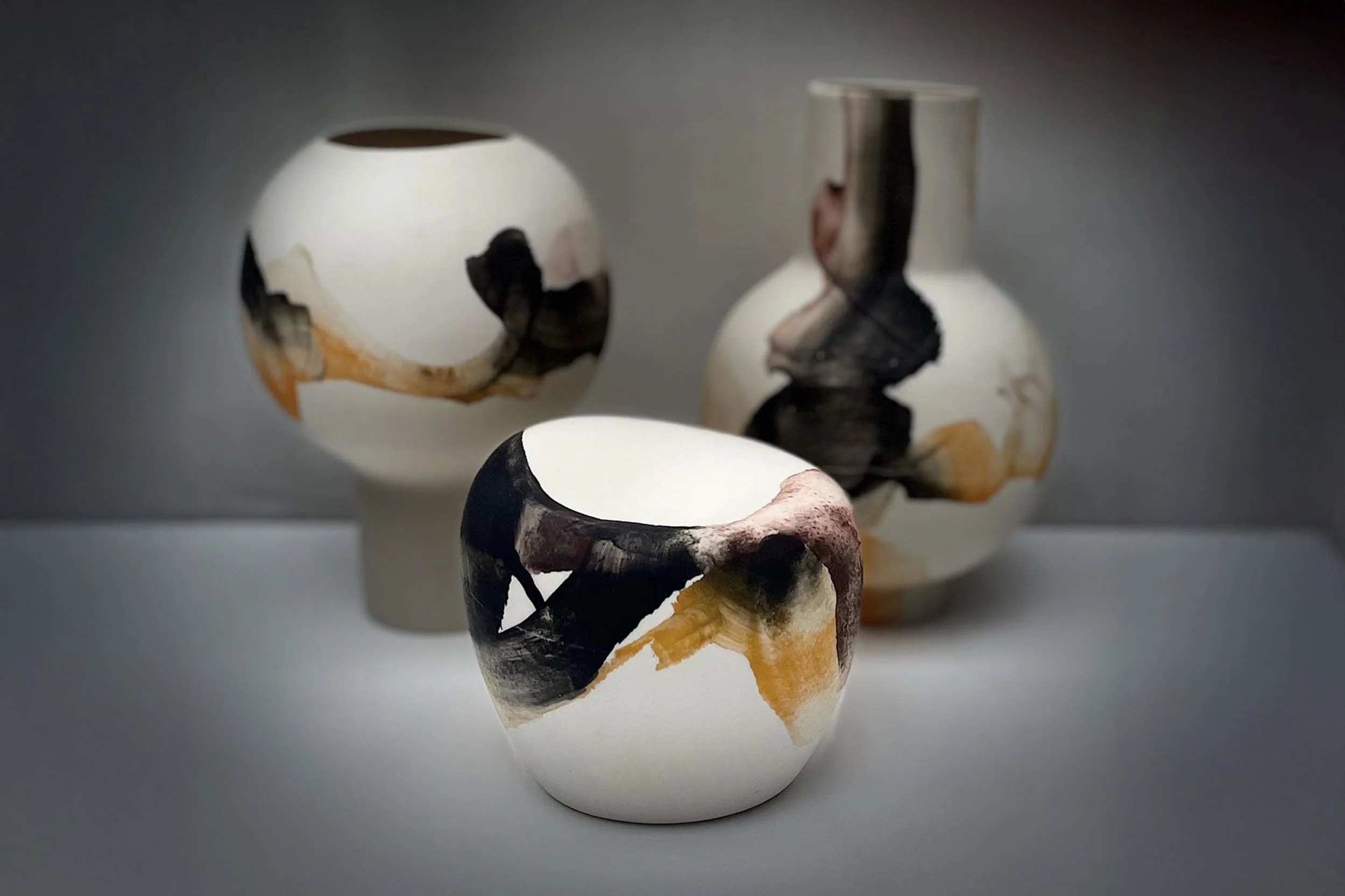 velvet-tones-ceramic-vessel-helen-johannessen.jpg