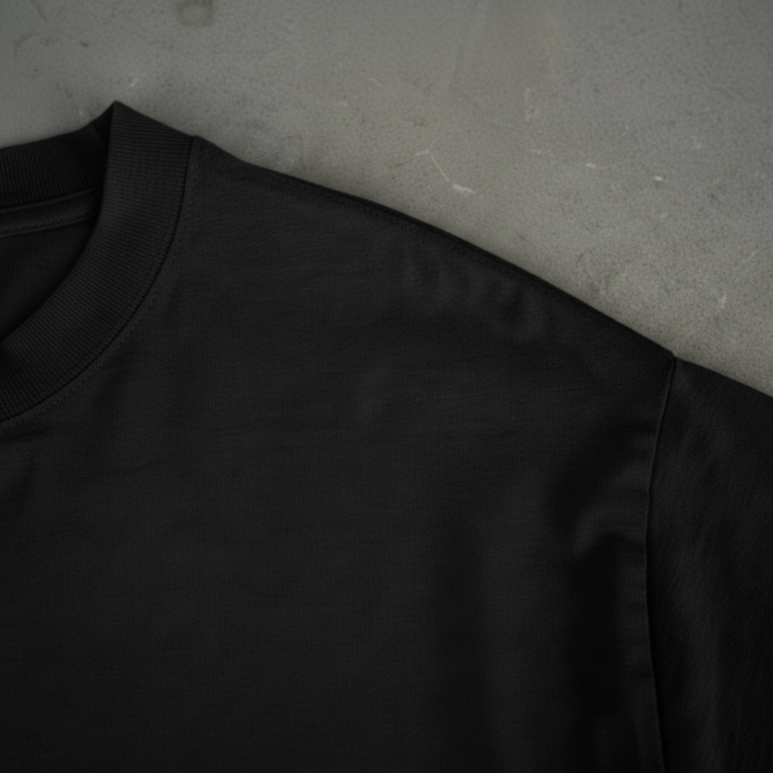 Rogue Edition - Neckline Close-Up Black.png