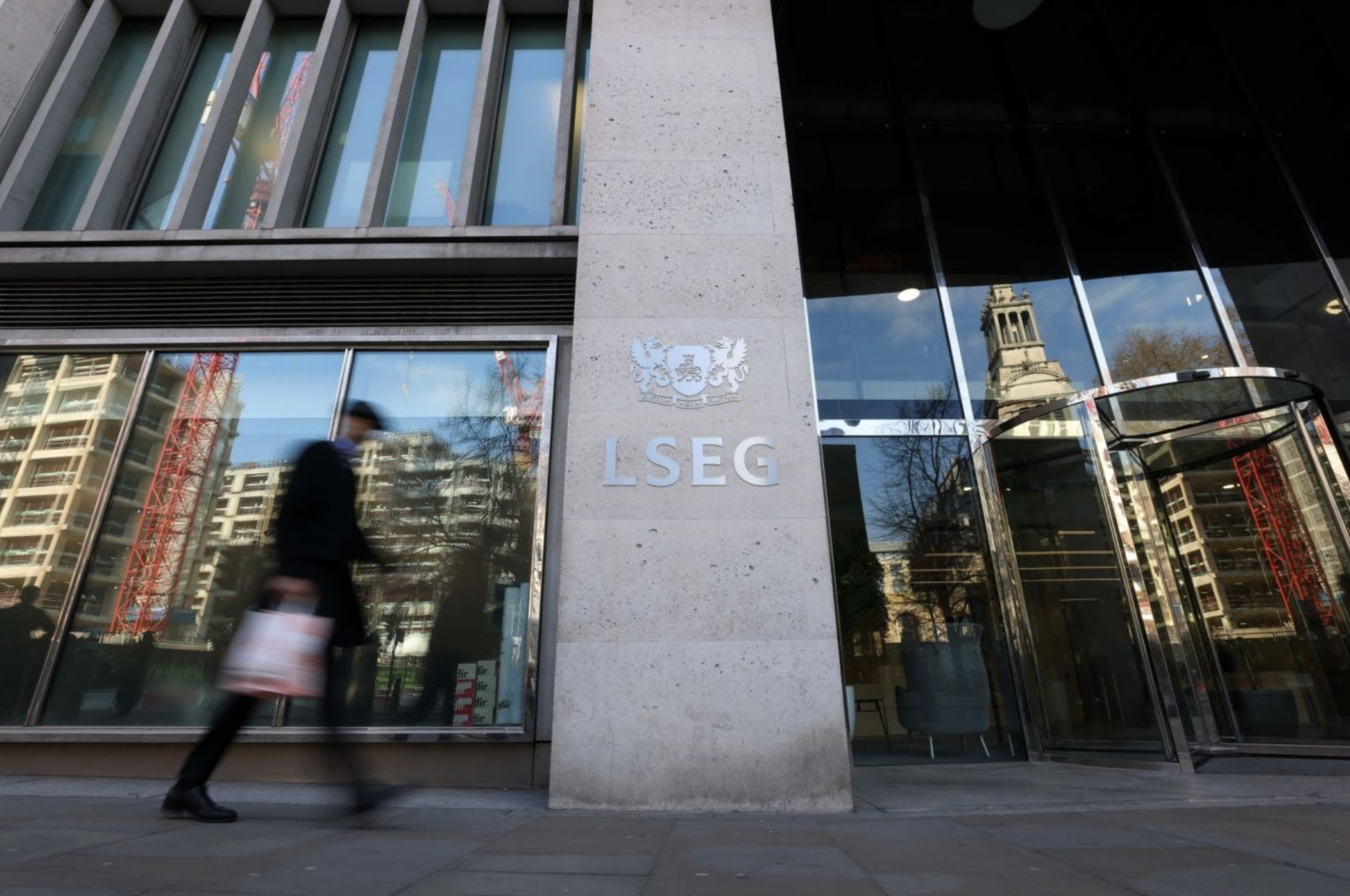 Rogue Trader? This Time It’s a Rogue Salesperson, Highflying Data Firm Says