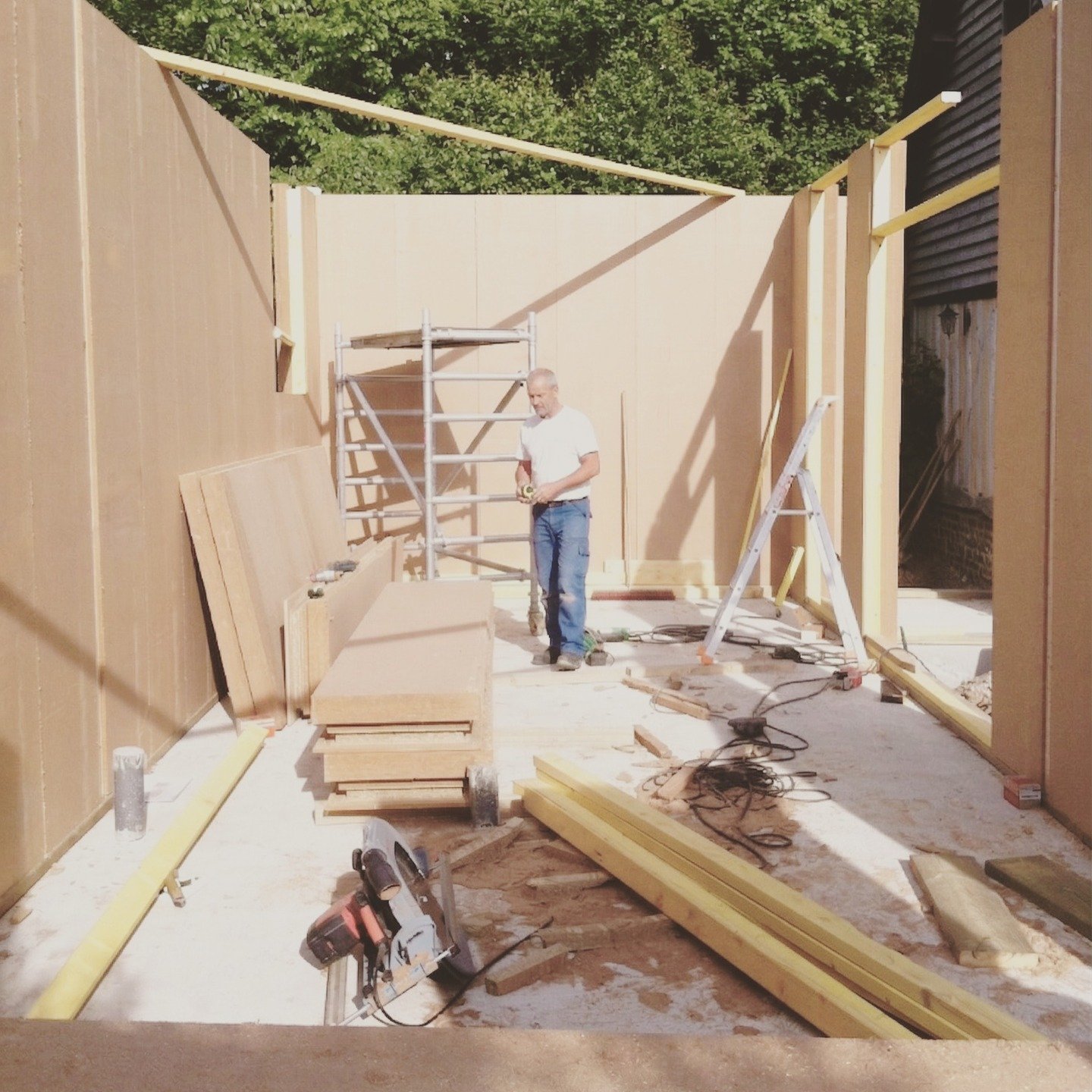 Extension d'une maison individuelle, 2012

#sanomur #lemurenlin #constructionbiosourcee #lindenormandie #anasdelin