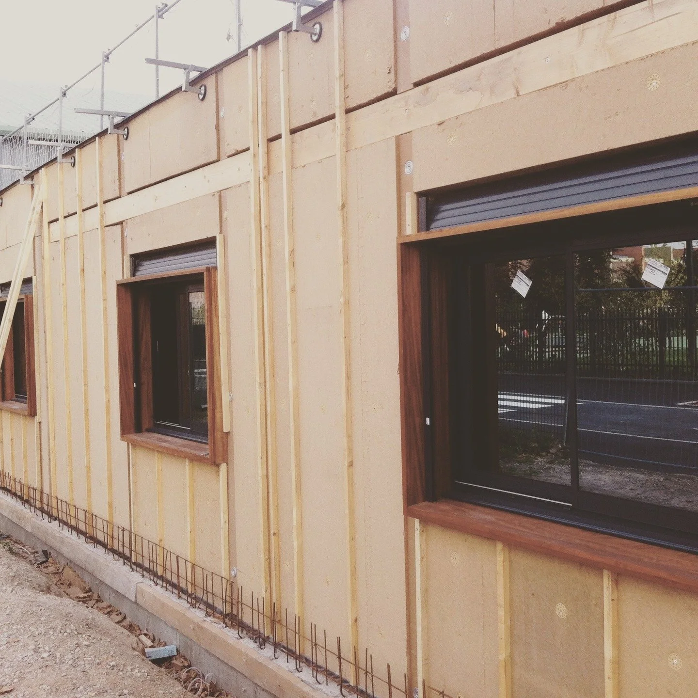 Tennis club, 2015

#sanomur #lemurenlin #constructionbiosourcee #lindenormandie #anasdelin