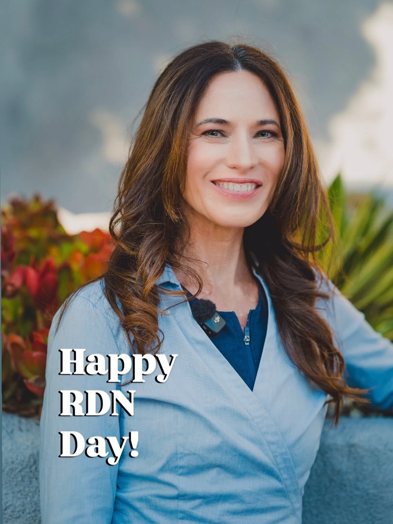 Happy RDN Day! 🥑✨

Taking a moment today to recognize the many ways Registered Dietitian Nutritionists show up in the world. Some work in clinical settings supporting patients day-to-day, others focus on community programs, research, education, priv