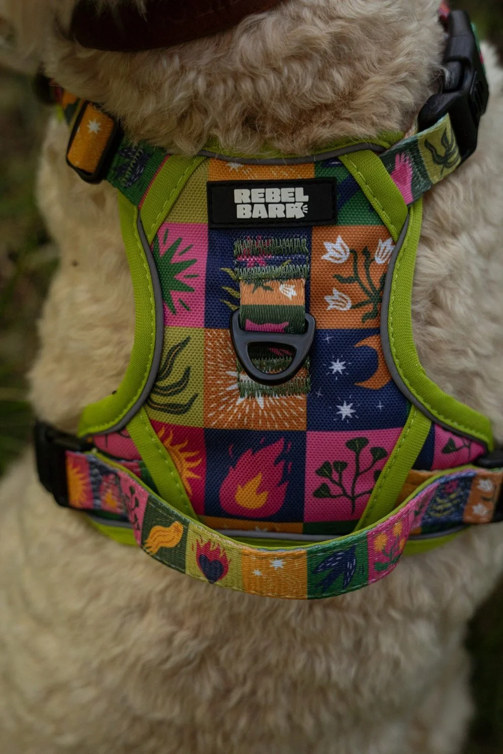 greenandpinknatureharness.jpg