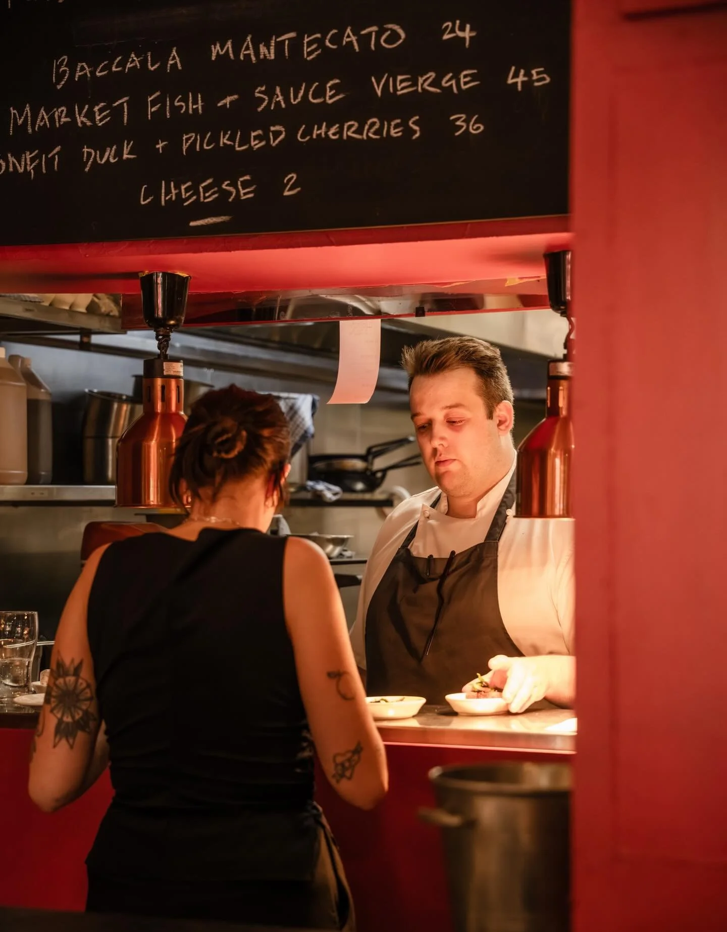 Ever noticed kitchens close kind of early in this town? 

Finding dinner and a glass of wine to linger over after 9pm can be surprisingly challenging in this vibrant, bustling metropolis of ours.

Rejoice! Claret Club offers full &agrave; la carte di