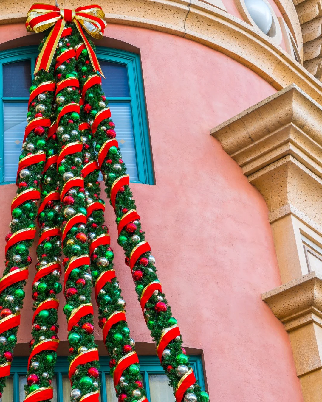 Wrapping up the year grateful for the clients who let me handle their travel plans.⁠
⁠
I've been based in Lisbon since August, so if you or anyone you know is thinking about Portugal&mdash;or travel anywhere&mdash;let's start planning 2026.⁠
⁠
Merry 