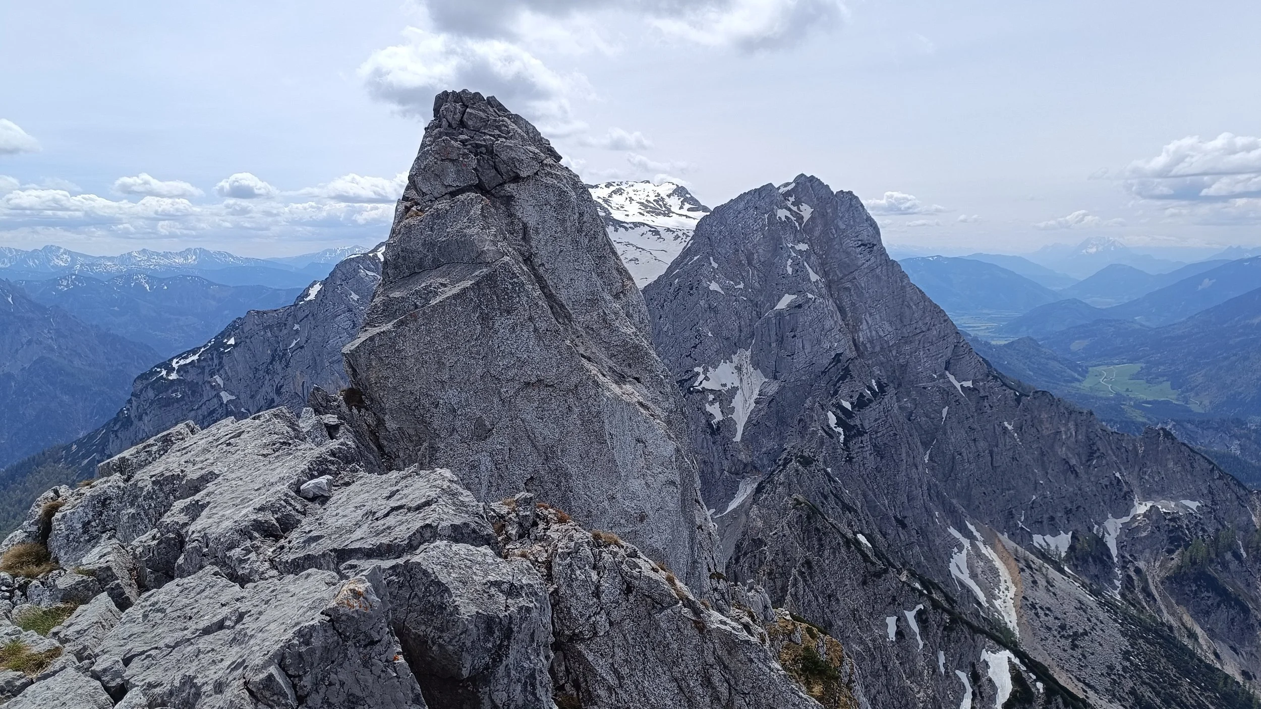 Kleiner Buchstein 2024 május
