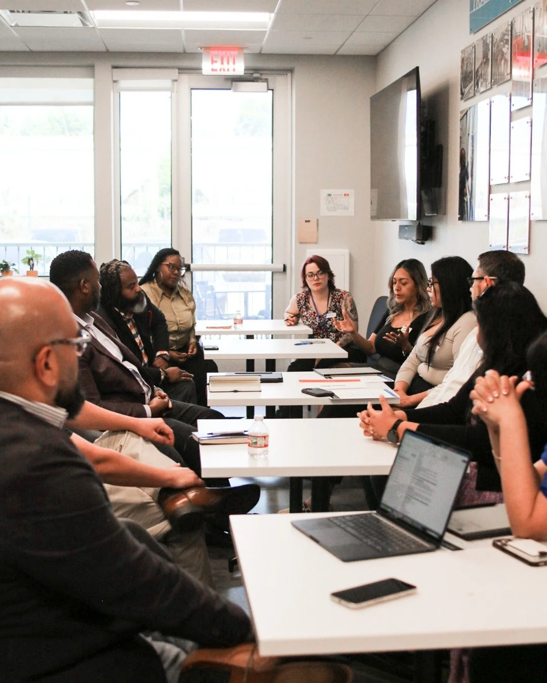 During the Construction Collaborative Roundtable, participants broke into focused discussion groups to identify the workforce challenges, hiring needs, and pipeline gaps impacting Houston's construction industry today.

These conversations helped unc