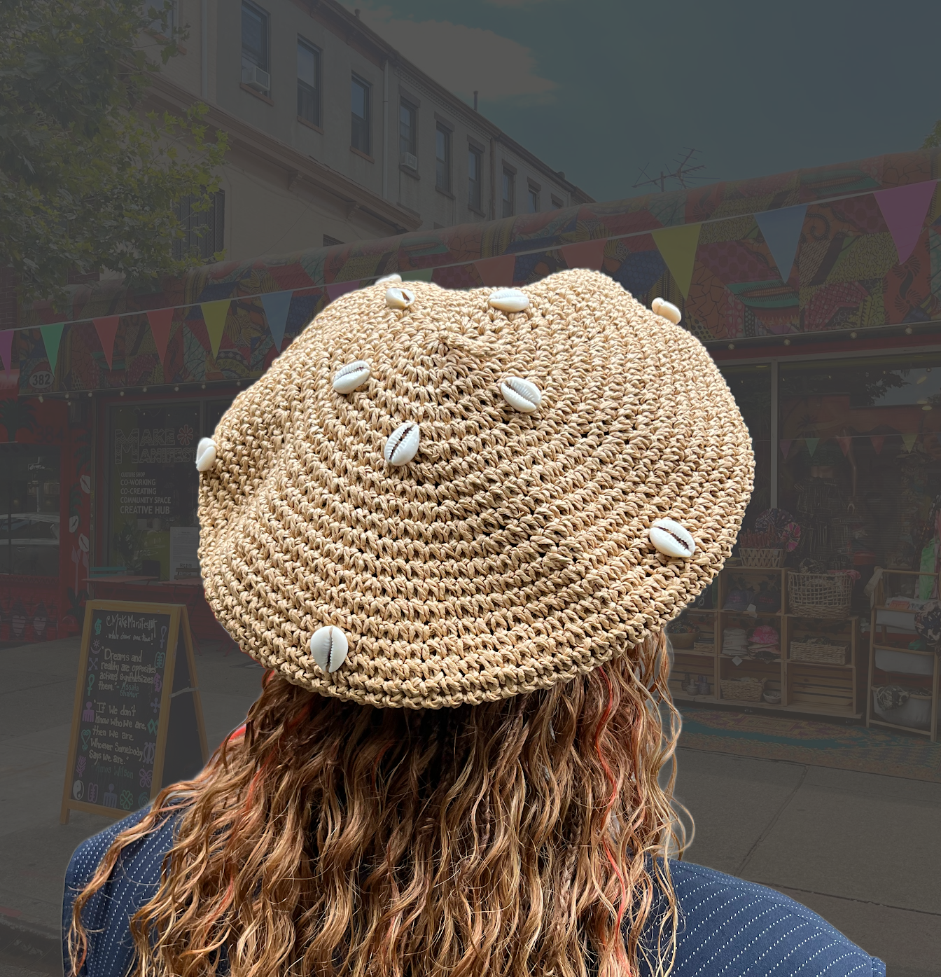 22 Cowrie Raffia Beret