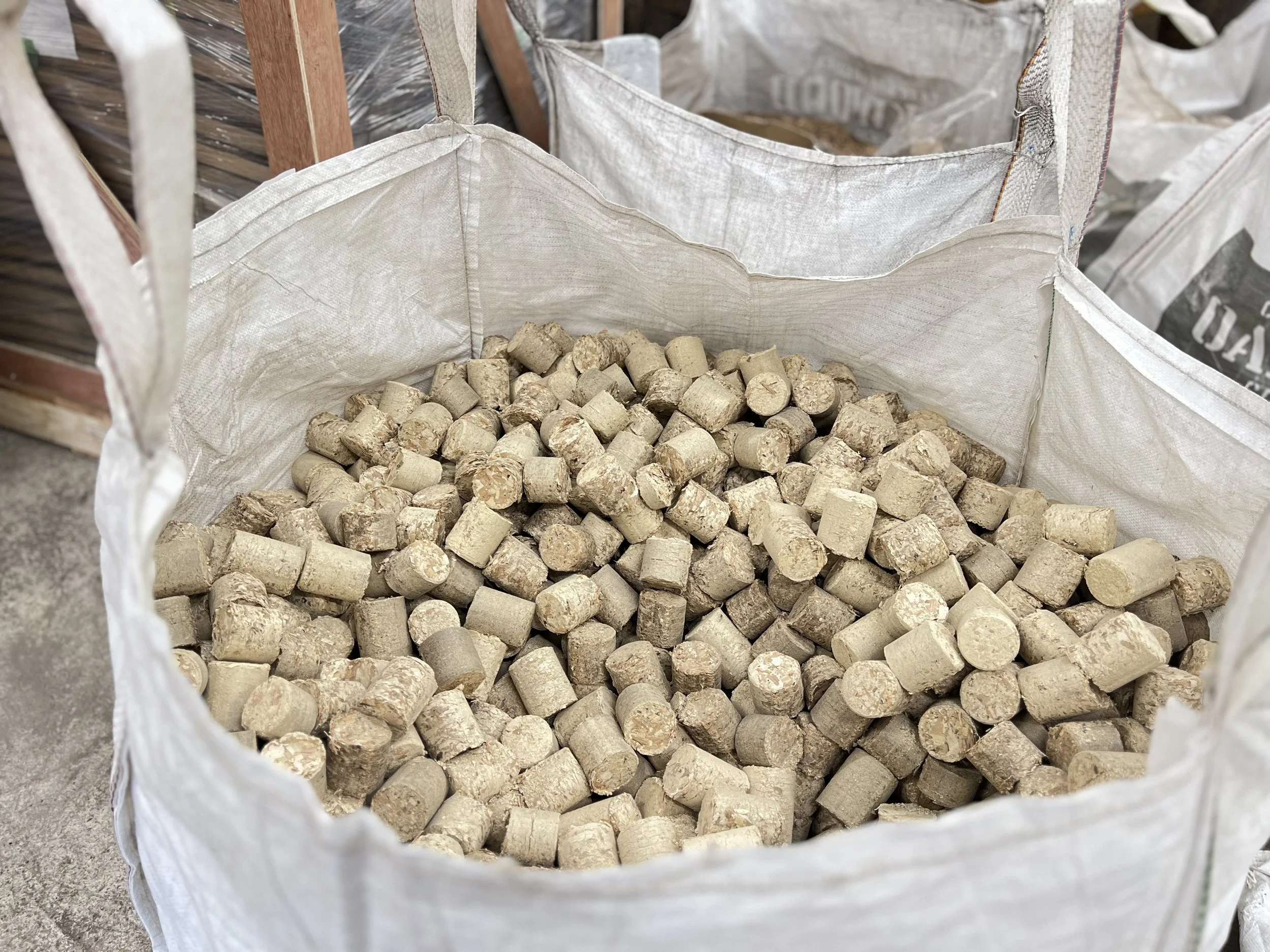 Mixed Wood Briquettes - Bulk Bag