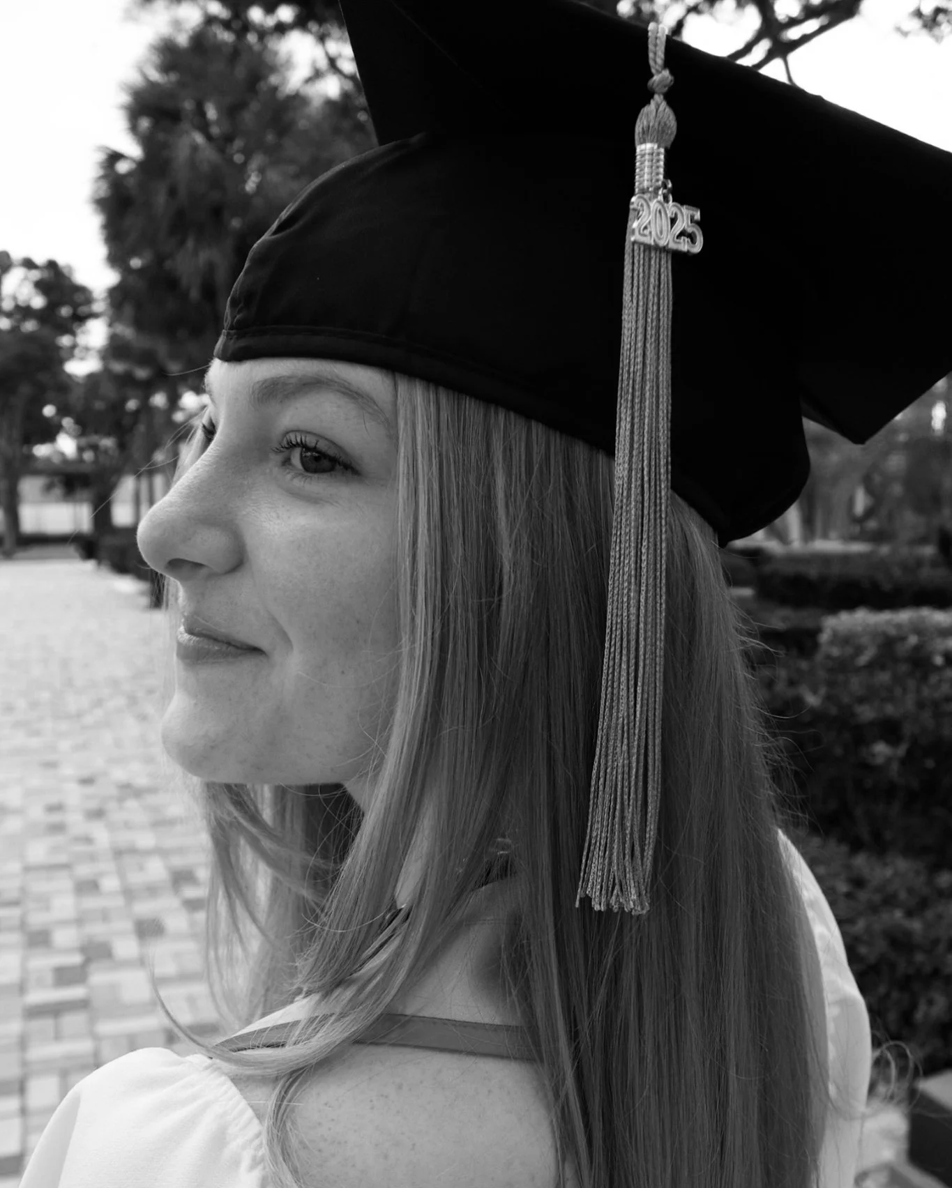 Don't look now! We are only 2 months away from Graduation! Book your Grad and senior photos now while there is still time! 

If you would like to book with me, visit www.burnedmediallc.com or send me an email at grace@burnedmediallc.com 

Burned Medi