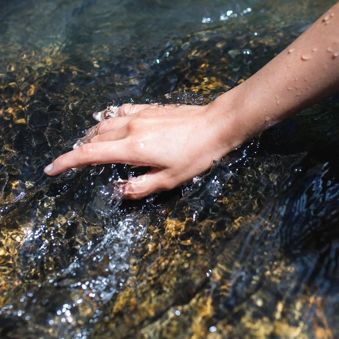🌊 GROUNDING IN WATER: Why It Matters + How to Do It 🌿

Feeling scattered, anxious, or disconnected? You might need some grounding&mdash;and water is one of the most powerful (and overlooked) ways to do it.

Here&rsquo;s why grounding in water is so