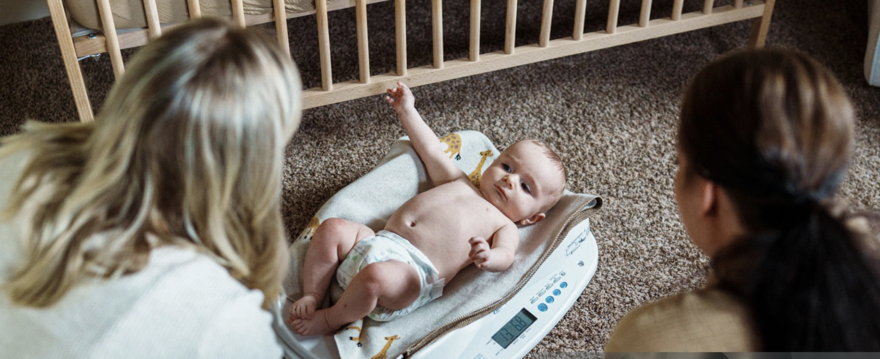My Newborn Is Losing Weight. Is Something Wrong? What Parents Need to Know in the First Week