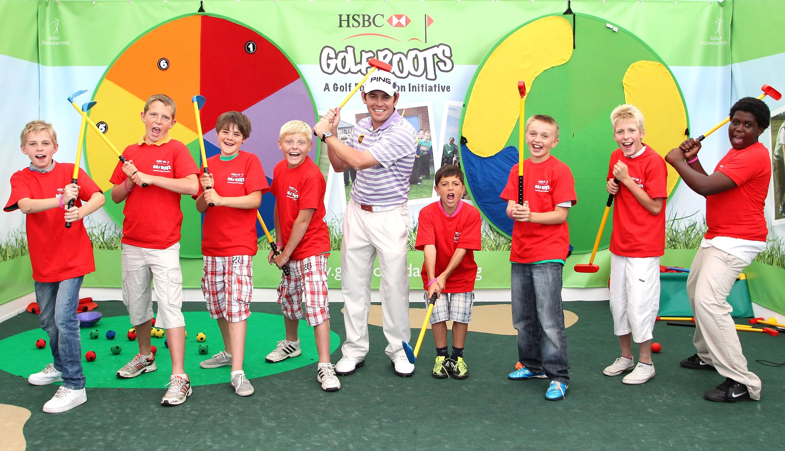 Louis Oosthuizen and Tri-Golf youngsters.JPG
