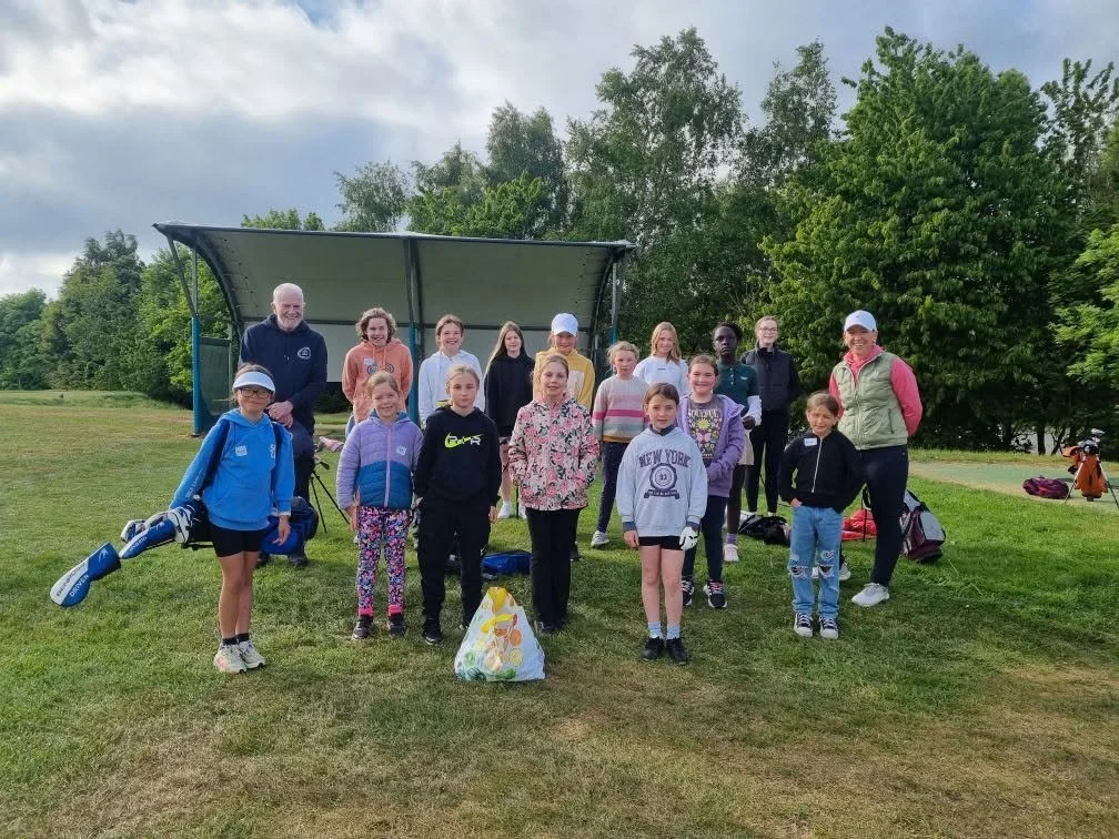 GirlsGolfHub25.jpg