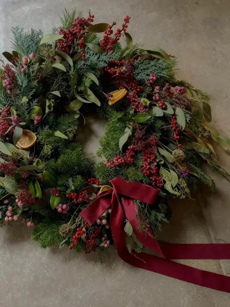 Christmas Wreath Making Workshop at Trait