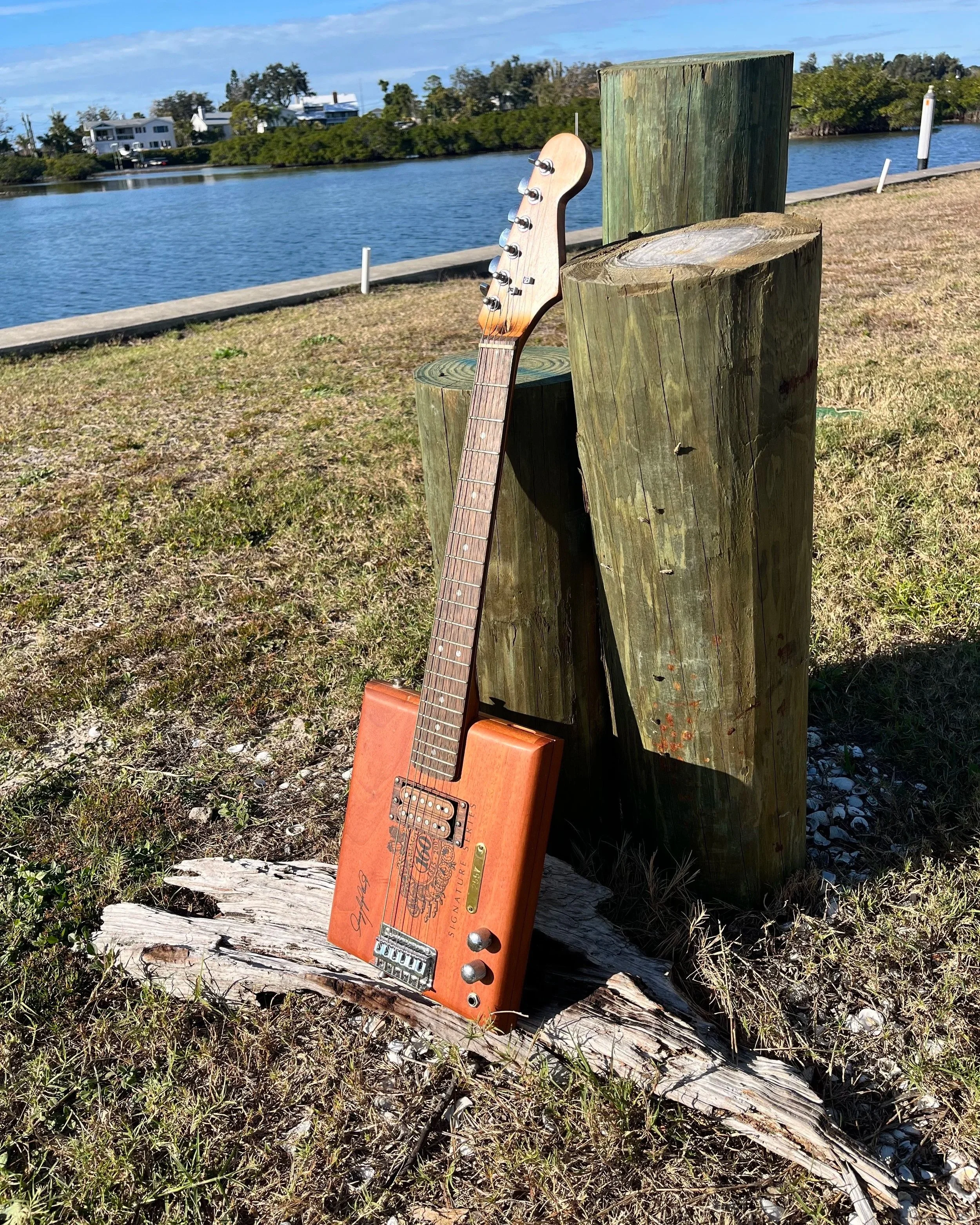 Partagas 6 string 3/4 size