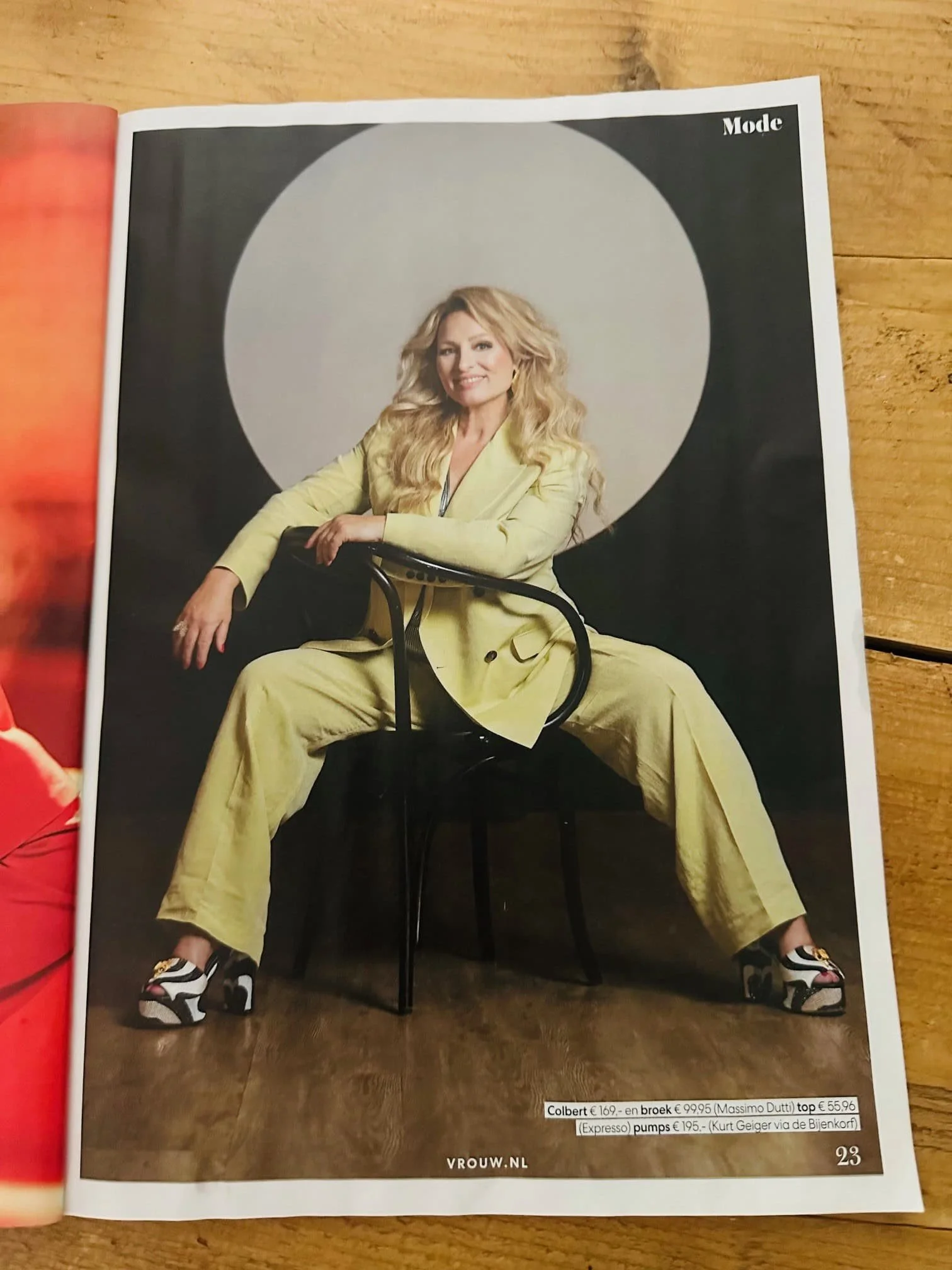 Desray-Vrouw-4.jpg