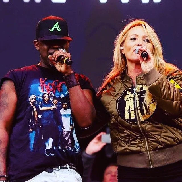 2 Bros 9CBD6B5616E6_1_105_c.JPEG