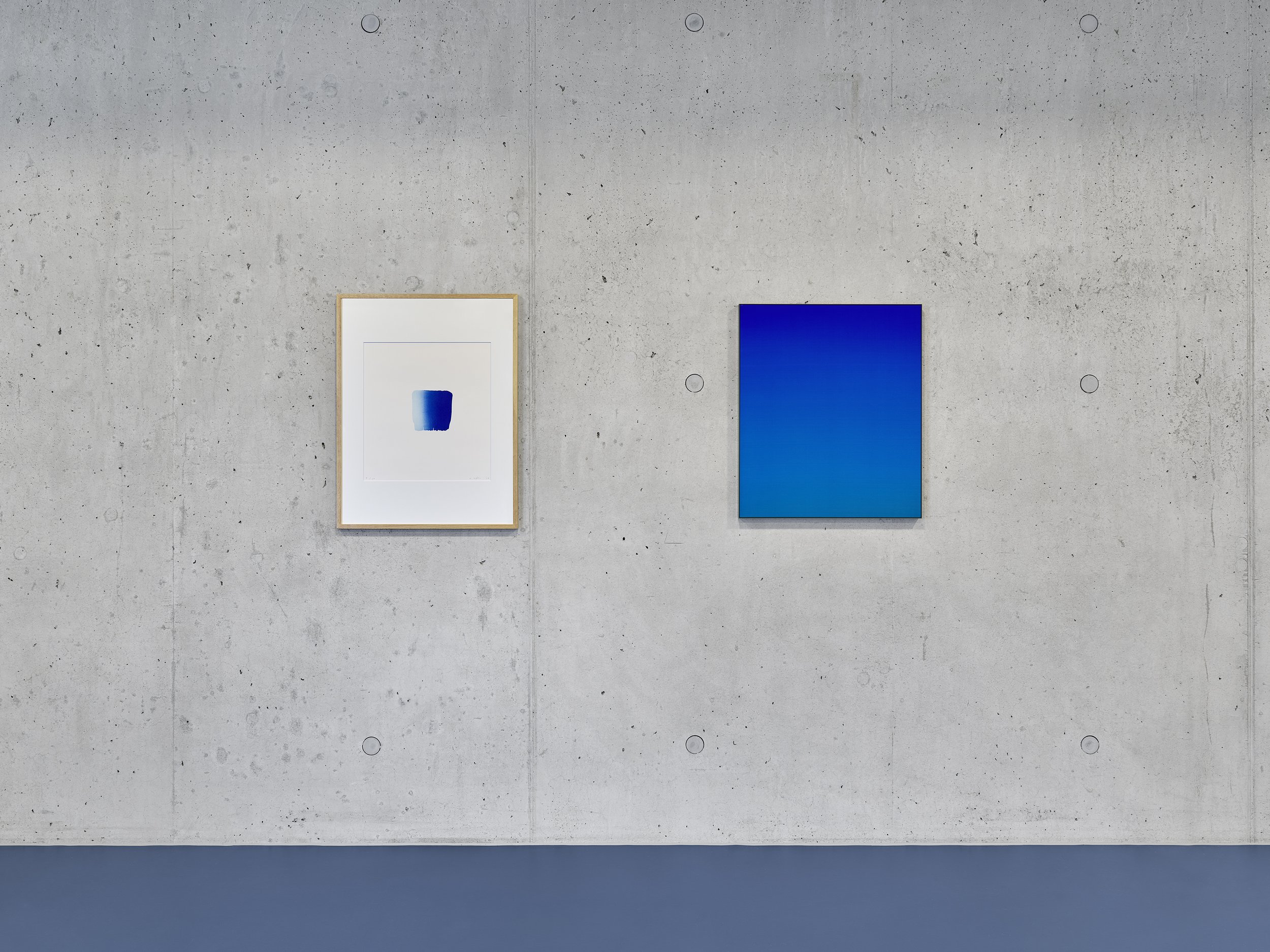 Exhibition-view-with-works-by-Lee-Ufan-and-Matti-Braun