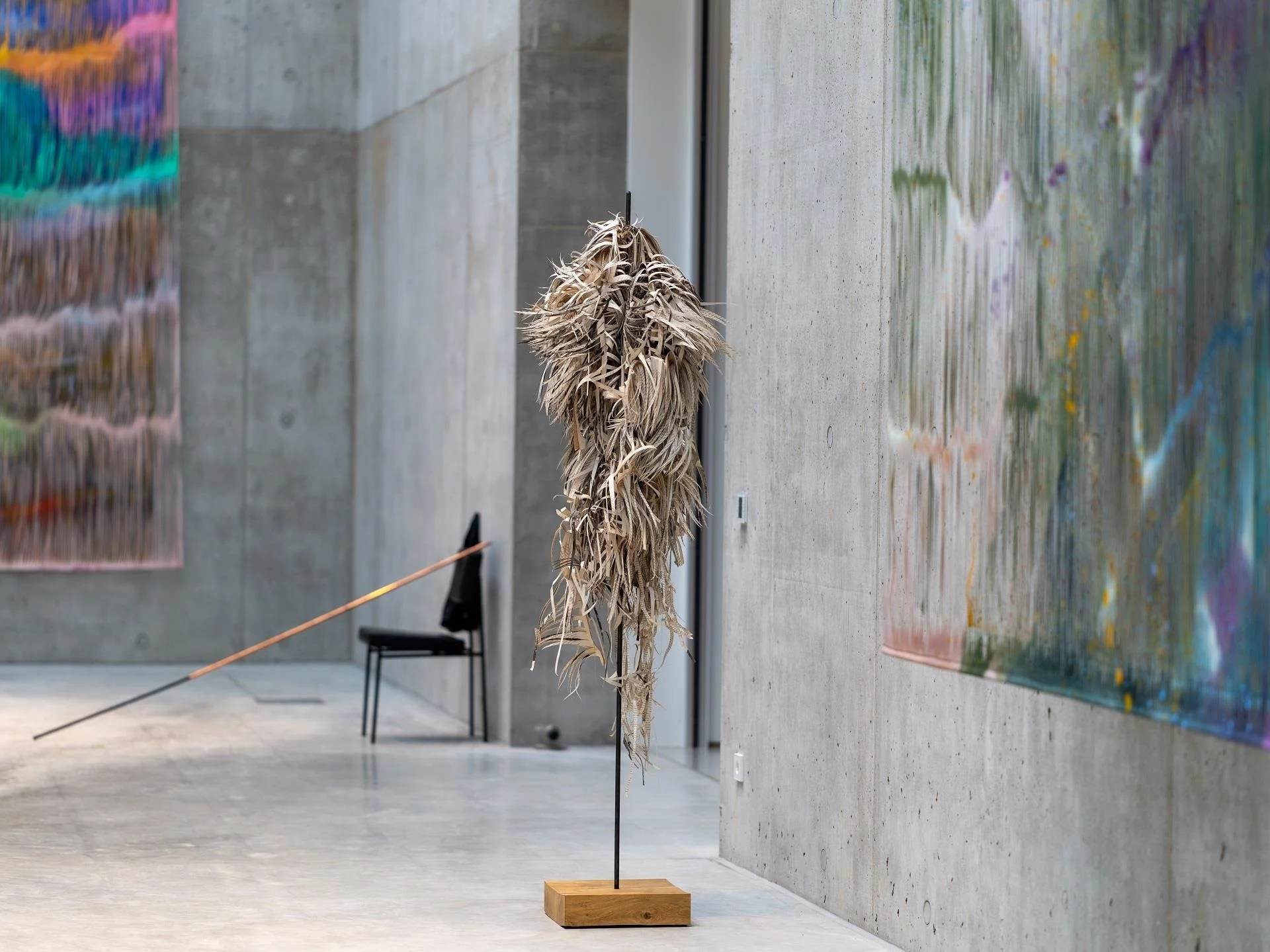 Exhibition-view-with-works-by-Georgia-Russell-and-Tatiana-Trouve