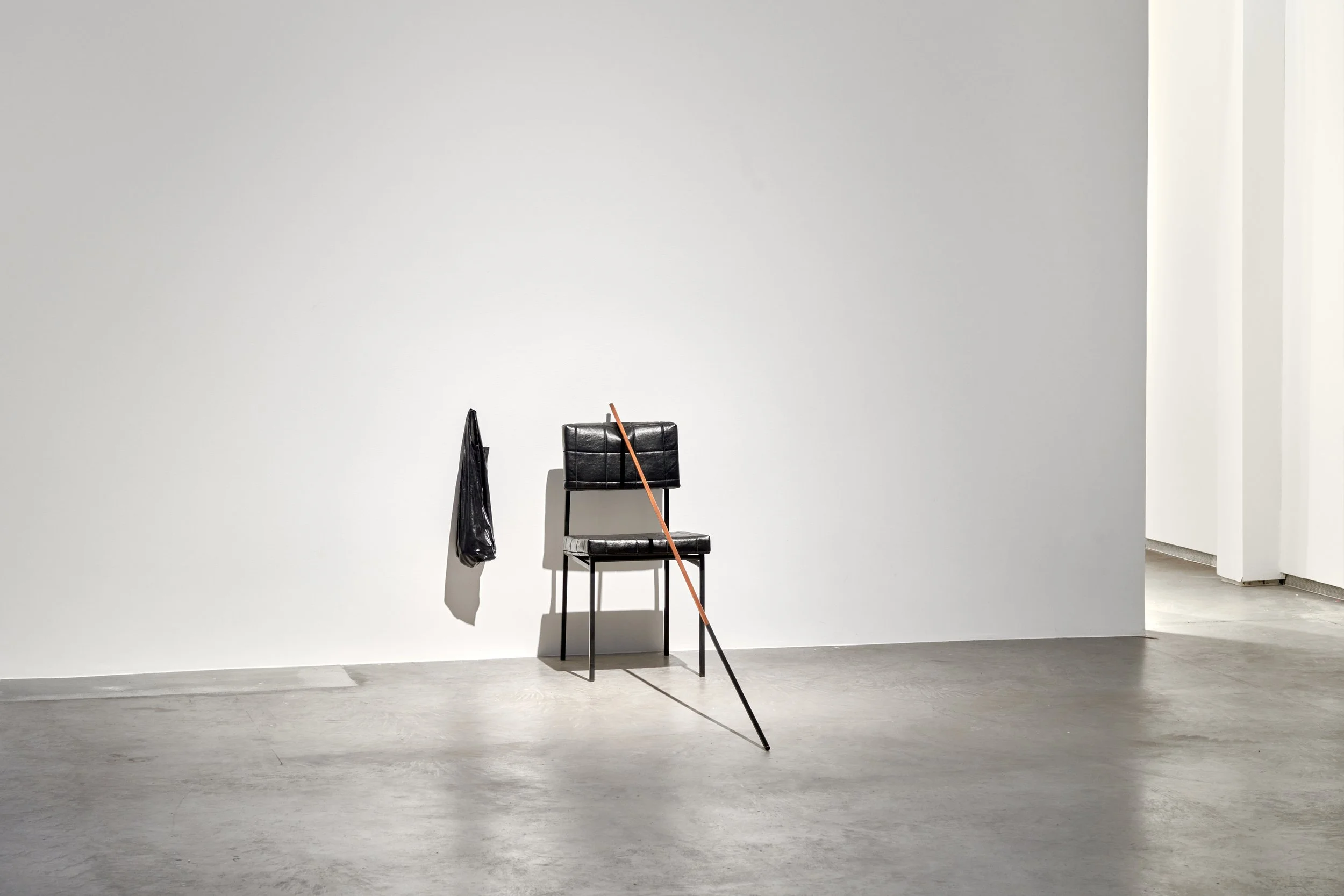art-exhibition-featuring-works-by-Tatiana-Trouvé