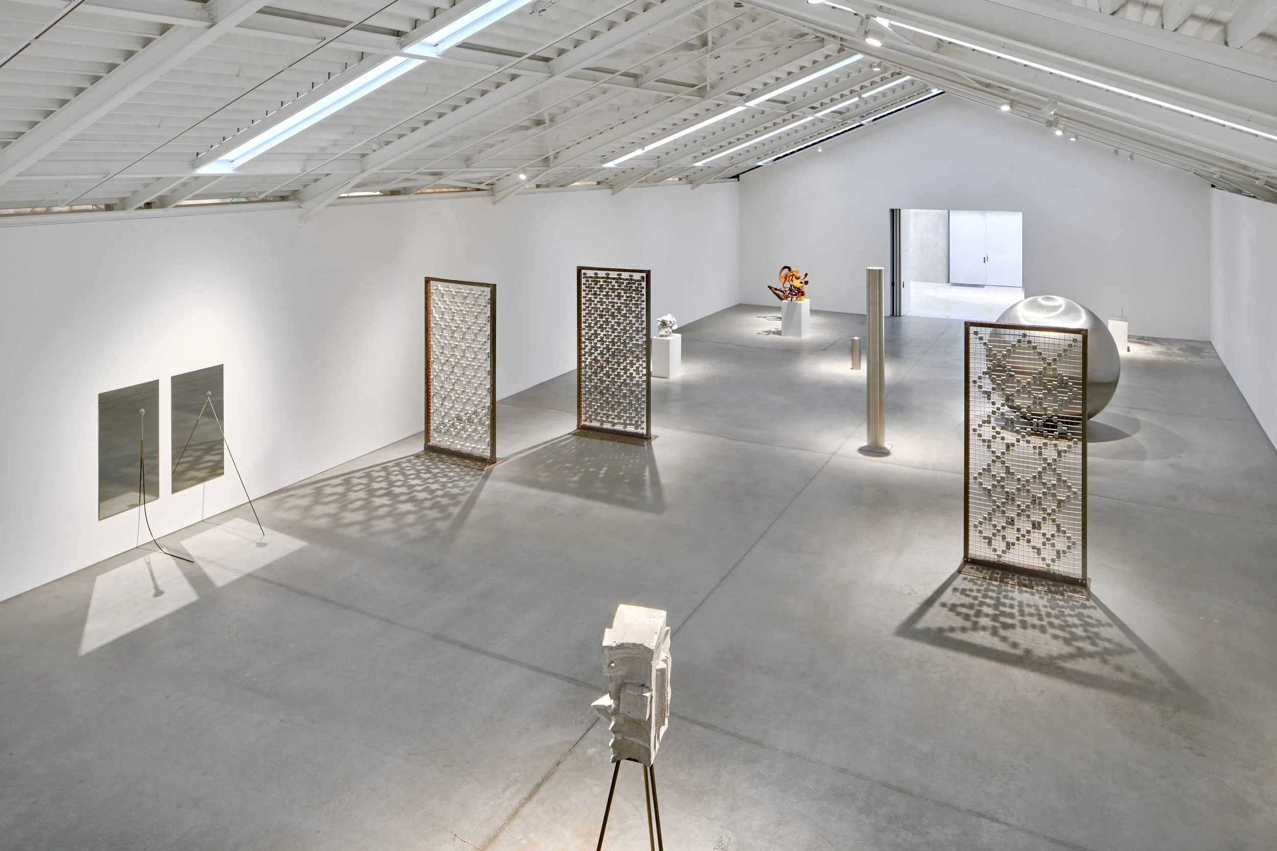 art-exhibition-featuring-works-by-Alicja-Kwade-Michael-Sailstorfer-Nevin-Aladag-John-Chamberlain-Tony-Cragg-Ai-Weiwei-and-Ernst-Hermanns