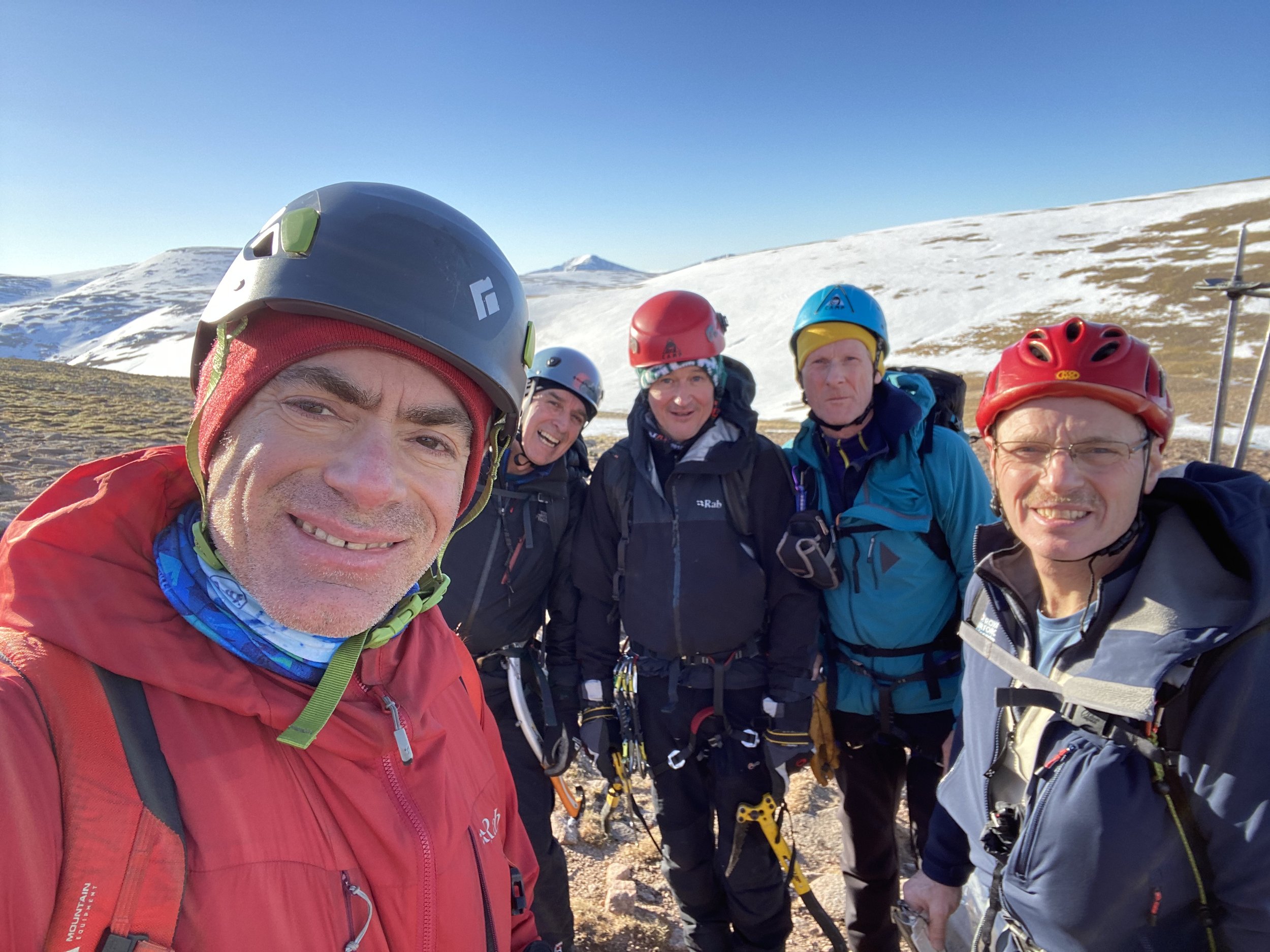 Dave Tait executive coach leading outdoor leadership session in UK