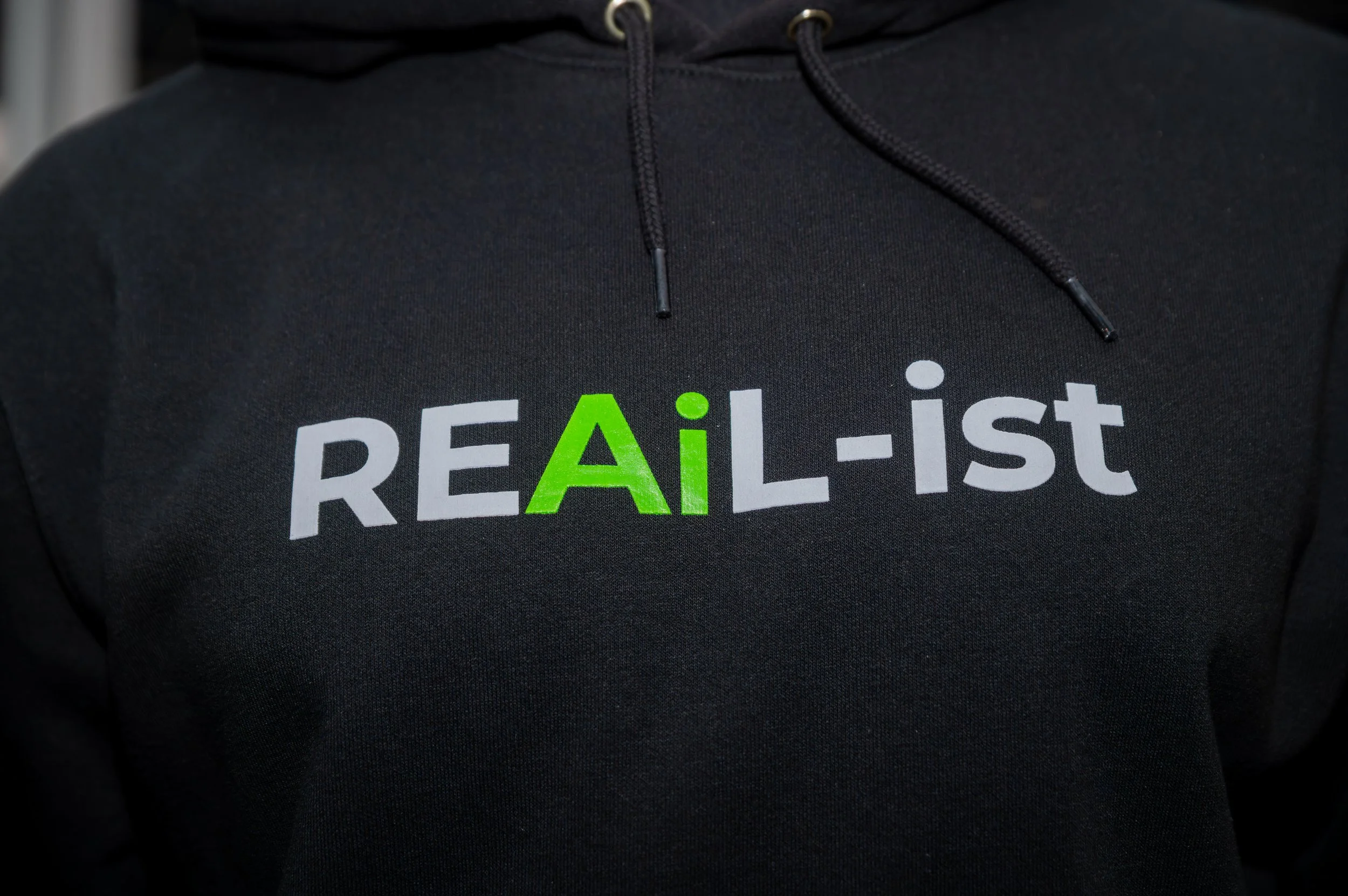 REAiL-ist Custom Merch