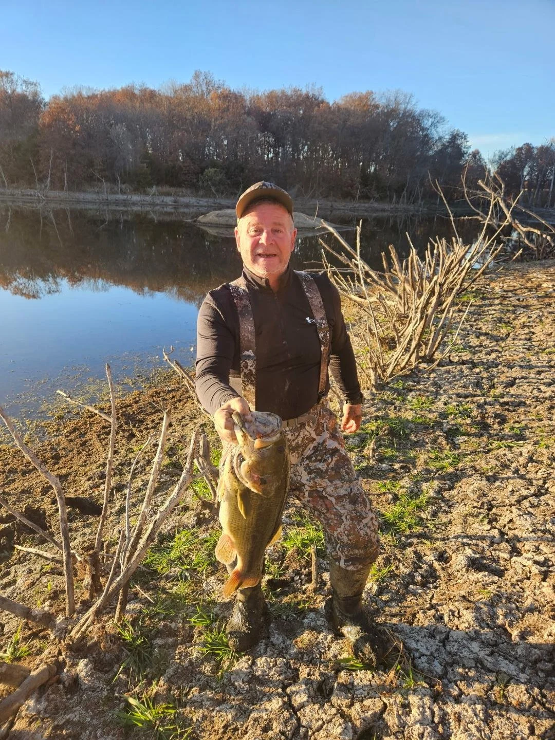 Peavlerhunts successful Fall Winter 2025 Missouri Fishing
Whitetail Deer Hunt Rifle Archery Muzzleloader Alternative Weapons Youth Doe only season
Turkey Hunting