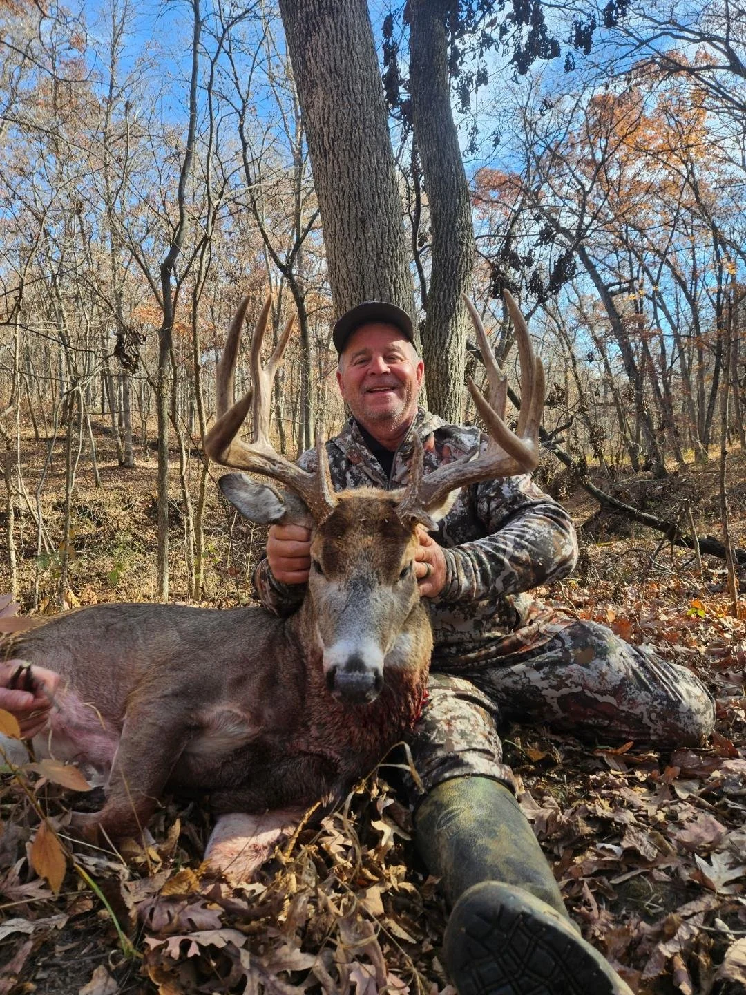 Peavlerhunts successful Fall Winter 2025 Missouri Whitetail Deer Hunt Rifle Archery Muzzleloader Alternative Weapons Youth Doe only season
Turkey Hunting.
Fishing