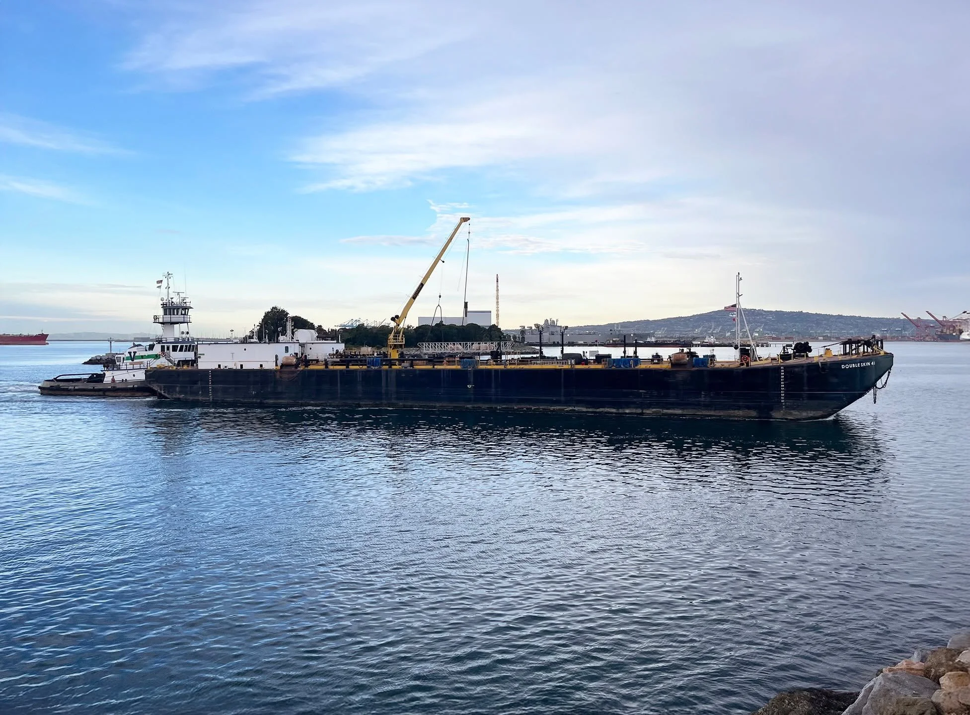 The Vane Brothers tug BALTIMORE and barge Double Skin 41 head inbound at Long Beach Middle Harbor, CA. [Photo by Capt. Igor Loch] #TheVaneBrothersCompany #Tugboat #Barge #Baltimore #LongBeach