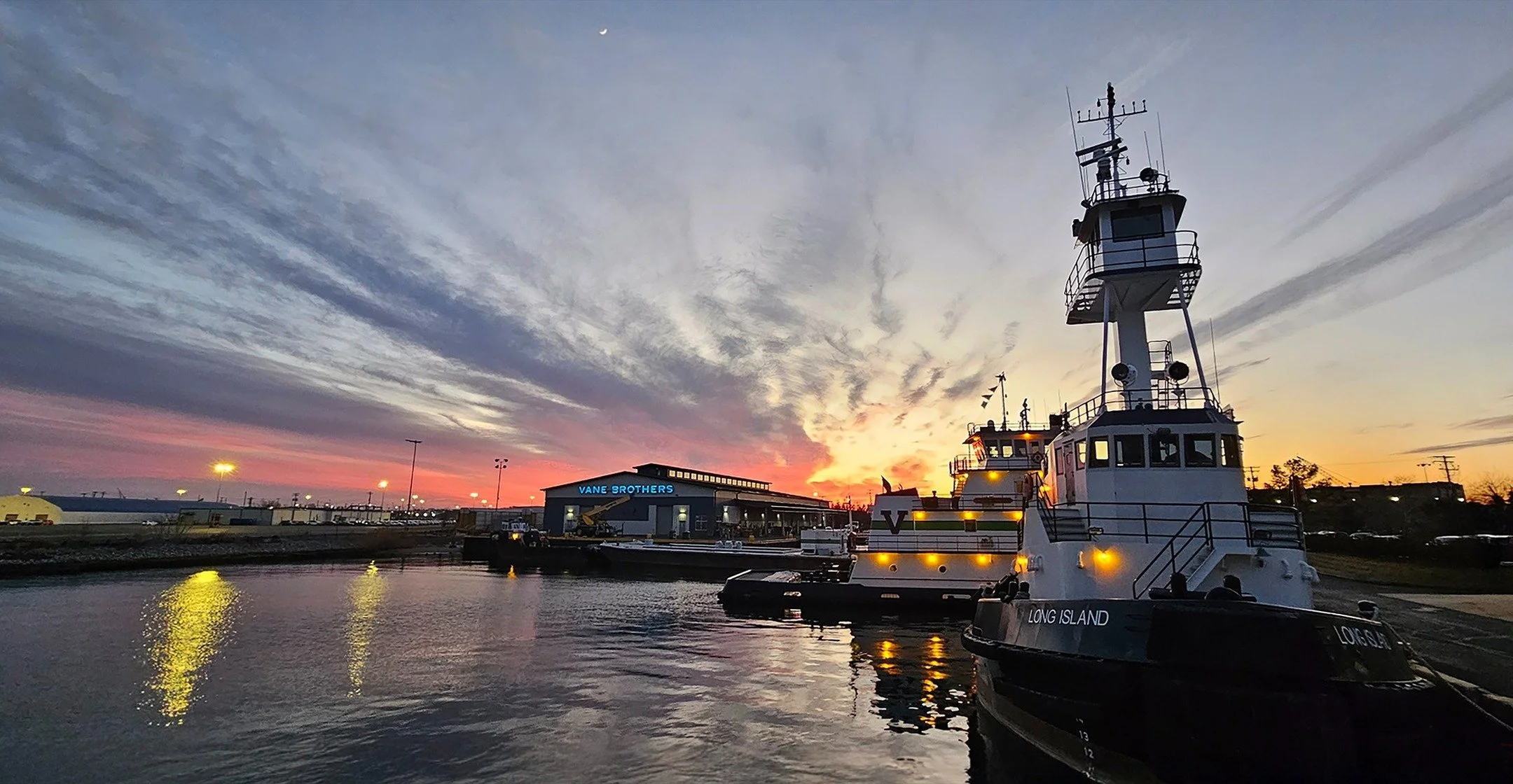 Alongside Vane Brothers' Baltimore facility. [Photo by Jamie Gness] #TheVaneBrothersCompany #Tugboat
