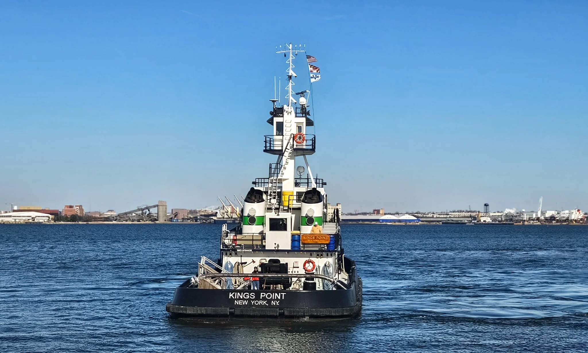Tug KINGS POINT operating in the Port of Baltimore as part of the Vane Brothers Mate Training Program. [Photo by Jamie Gness]

#portofbaltimore #thevanebrotherscompany
#tugboat #KingsPoint