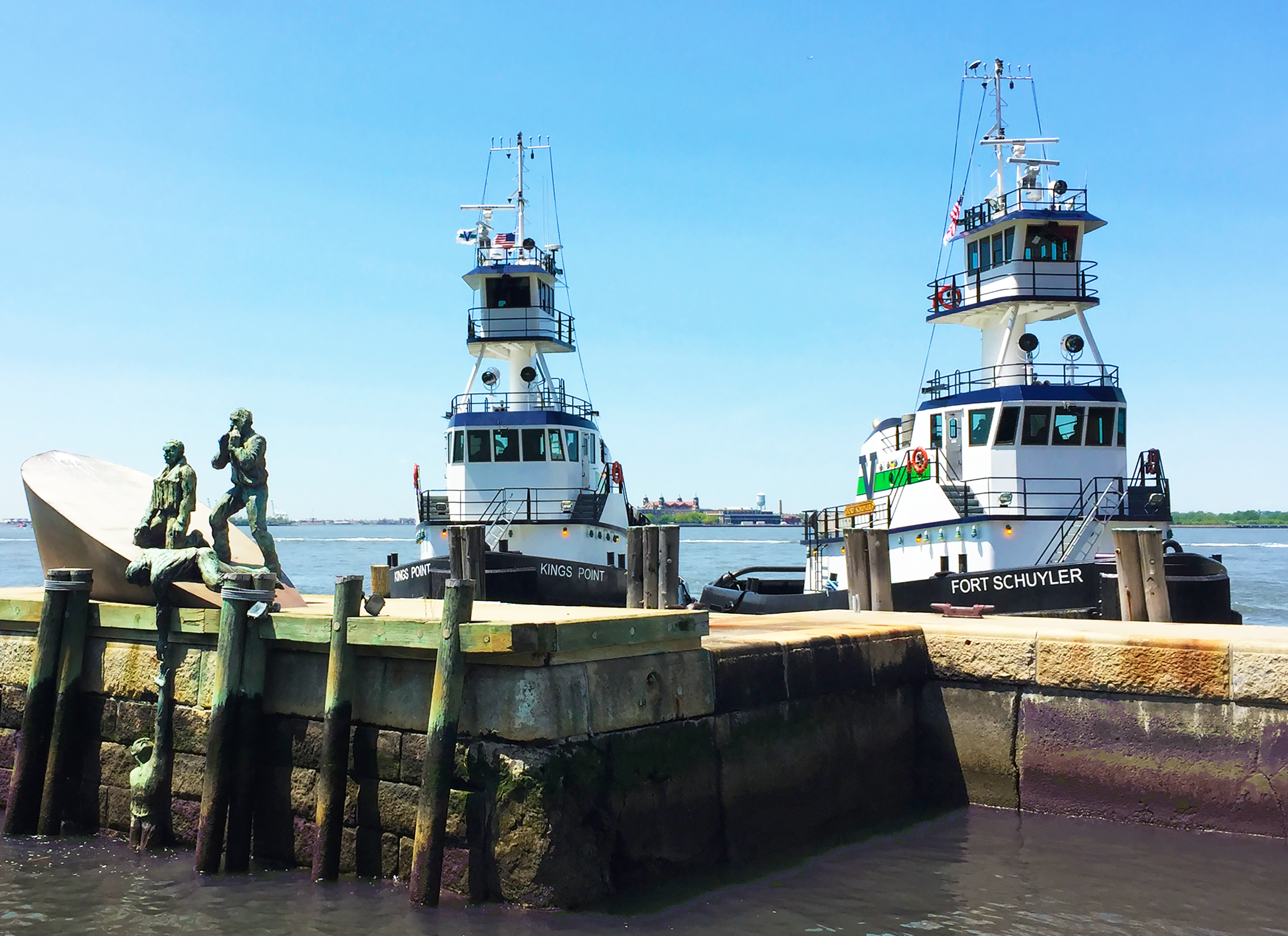 2015- ACADEMY TRIBUTES