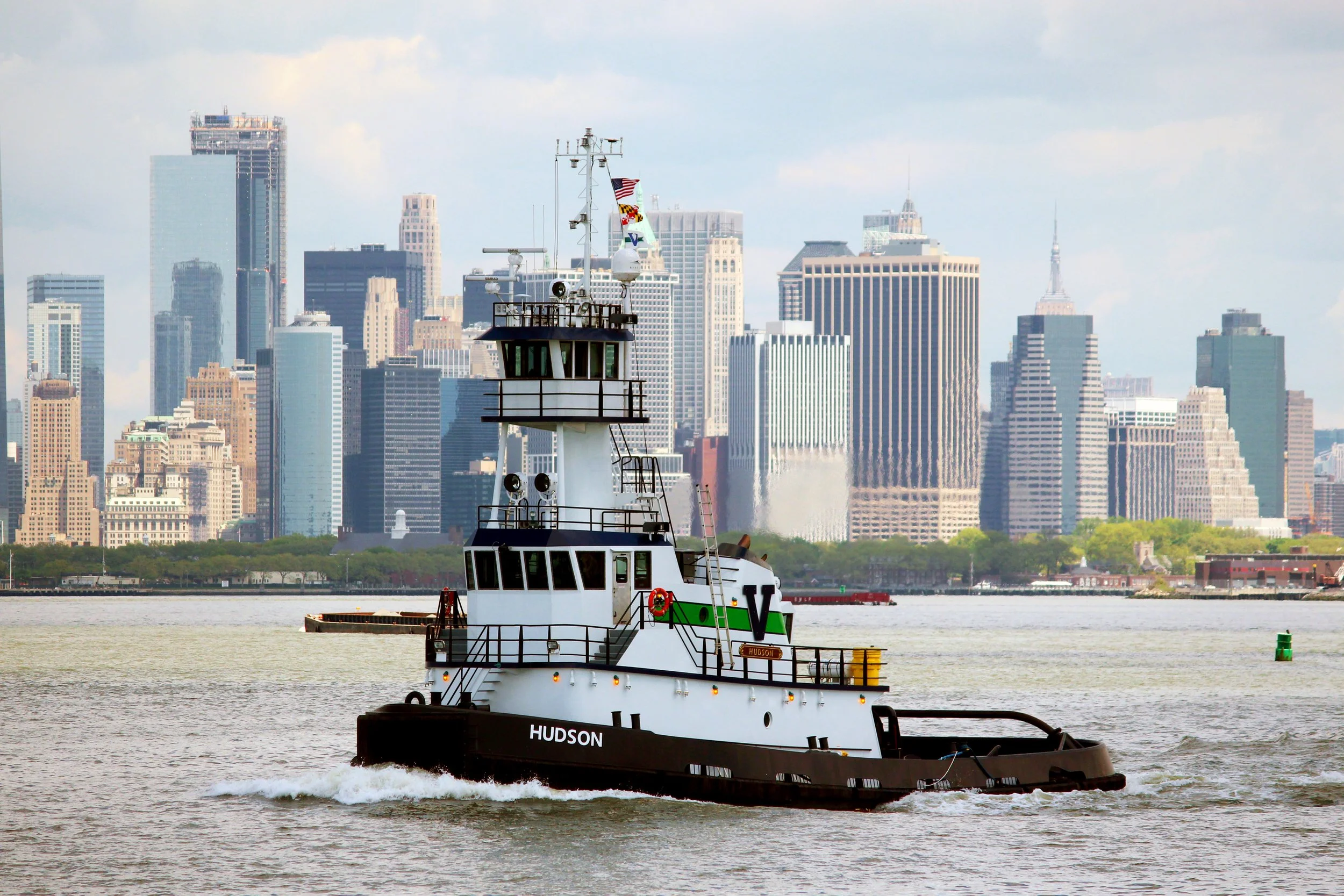 Tug HUDSON