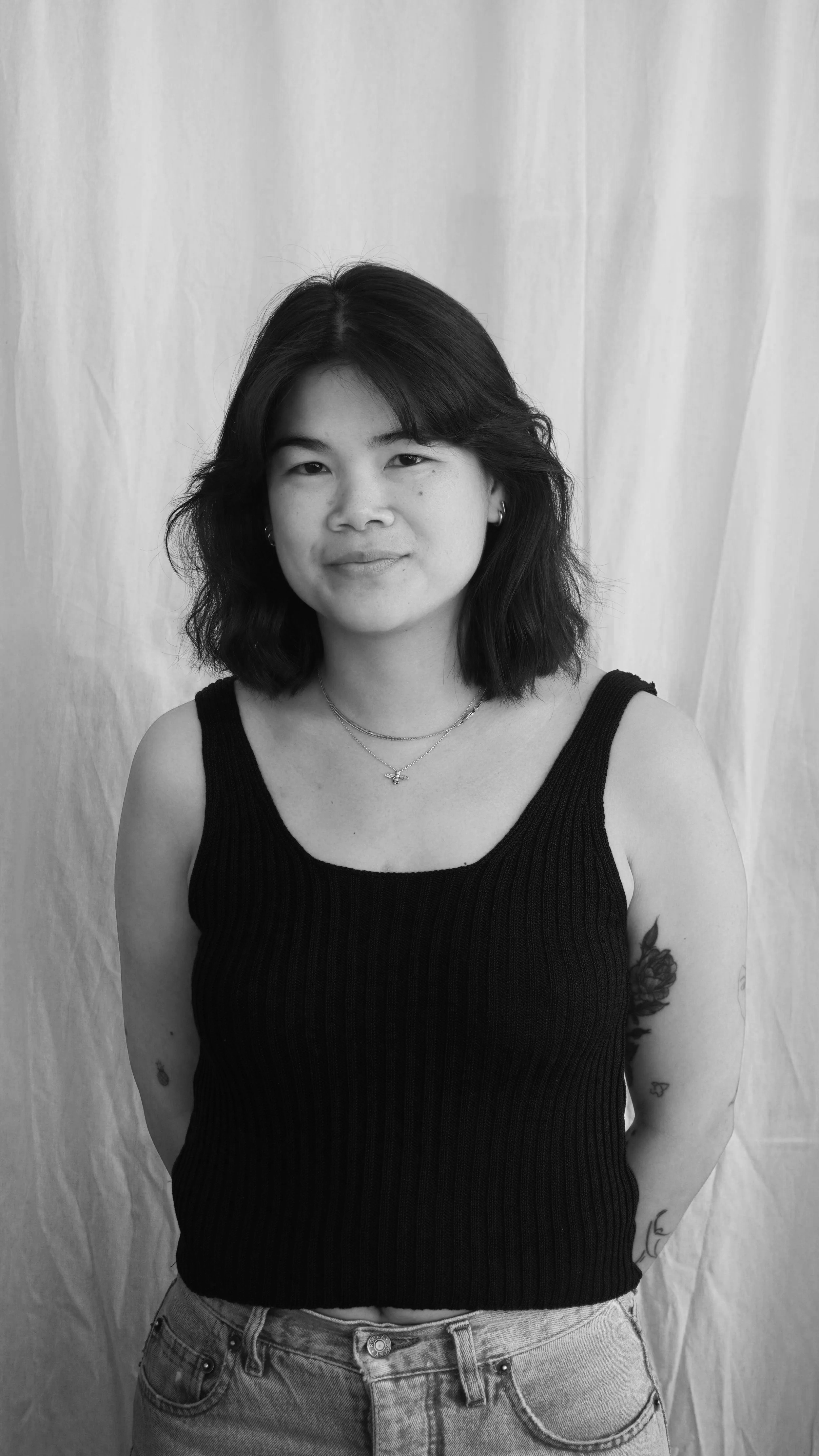 foto av Maja i svart hvitt