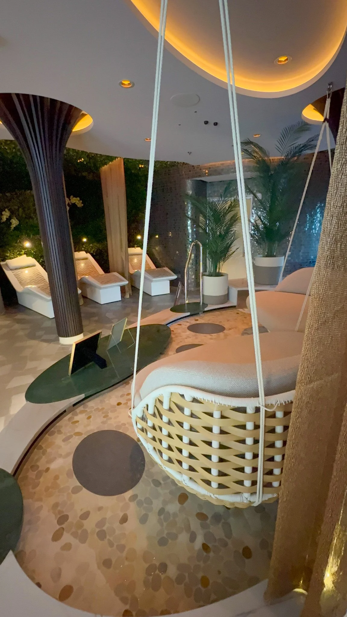 Disney Cruise Line - Disney Destiny