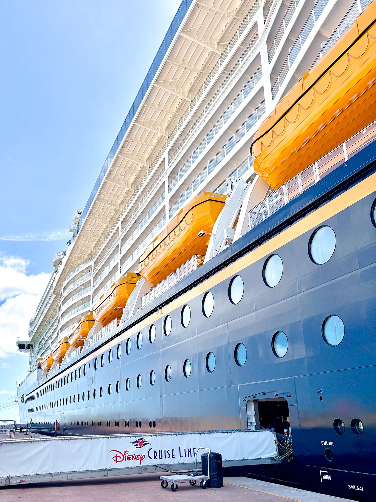 Disney Cruise Line - Disney Destiny